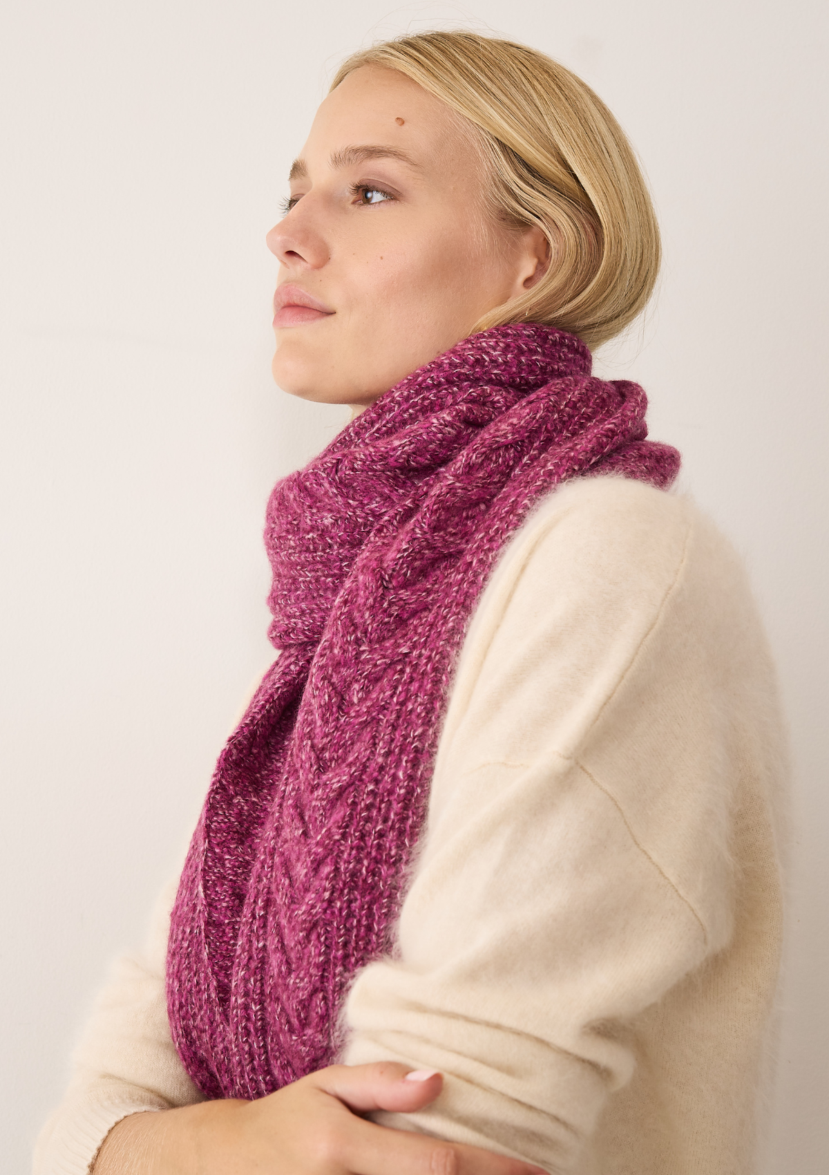 Silk & Cashmere Cable Scarf in Carlita Pink
