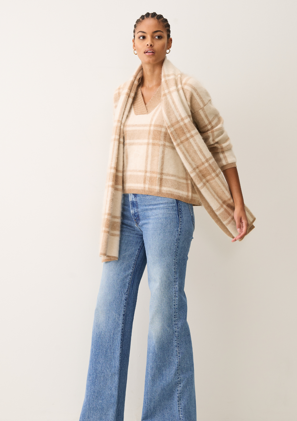 Brushed Check Scarf in Porcelaine White & Woodcarving Brown