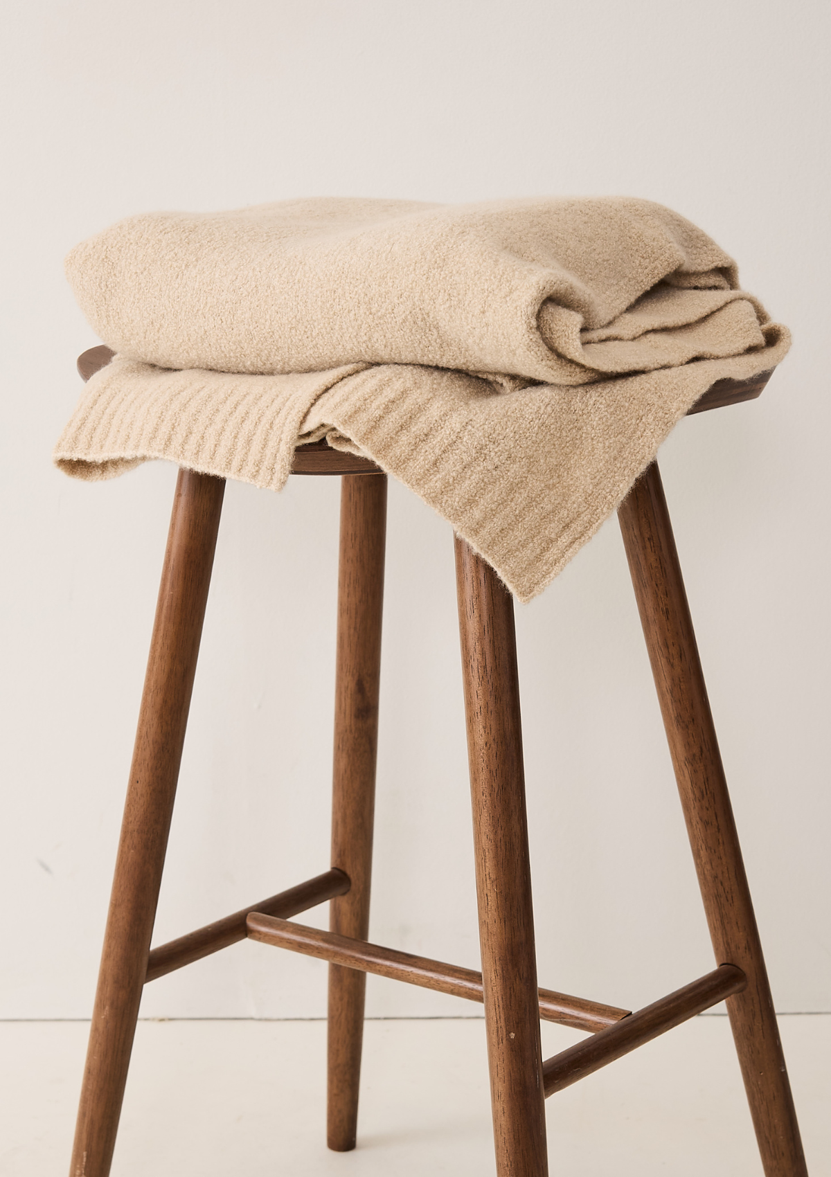 Boucle Blanket in Smoke Beige