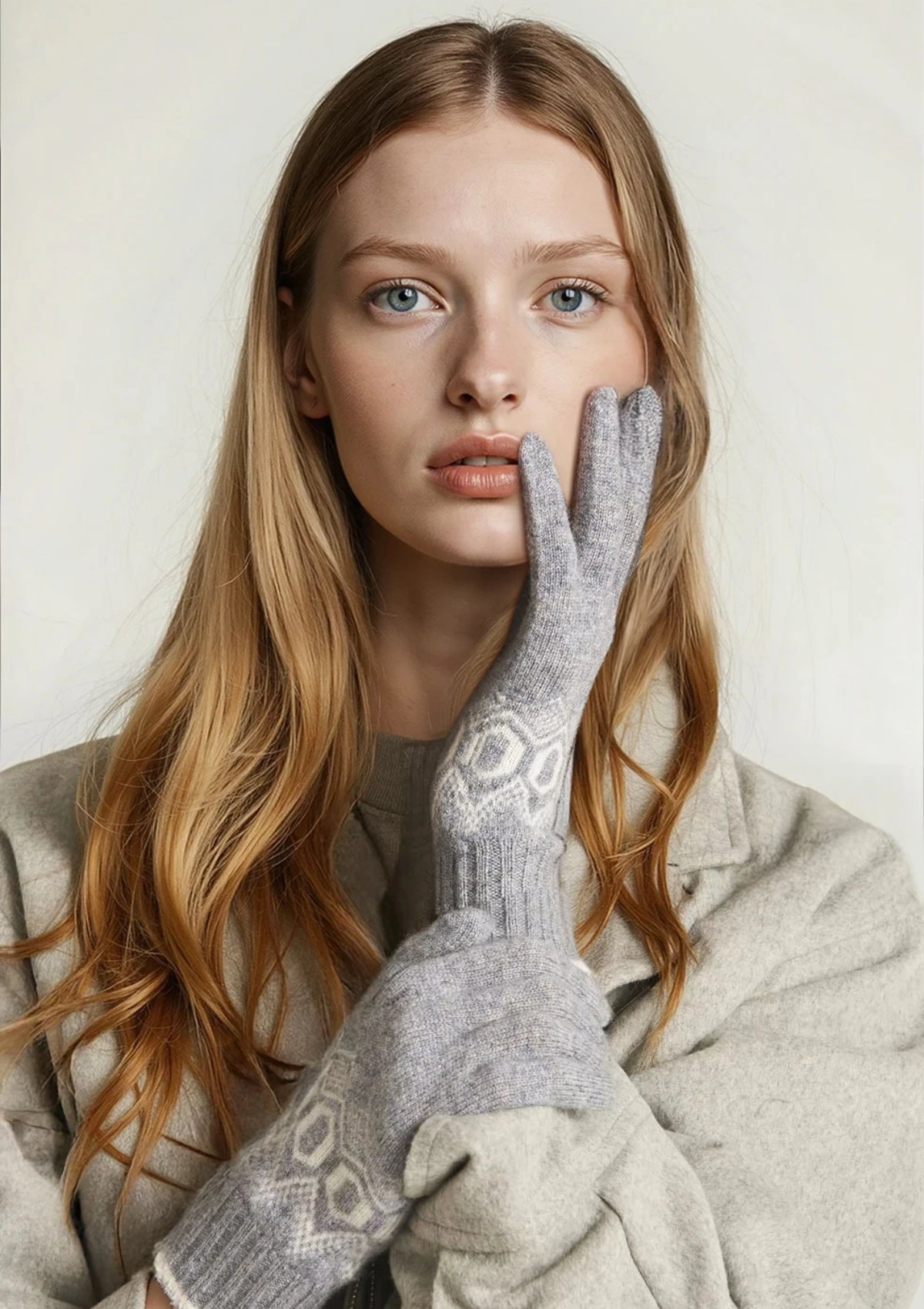 Cashmere Fairisle Gloves in Monument Grey