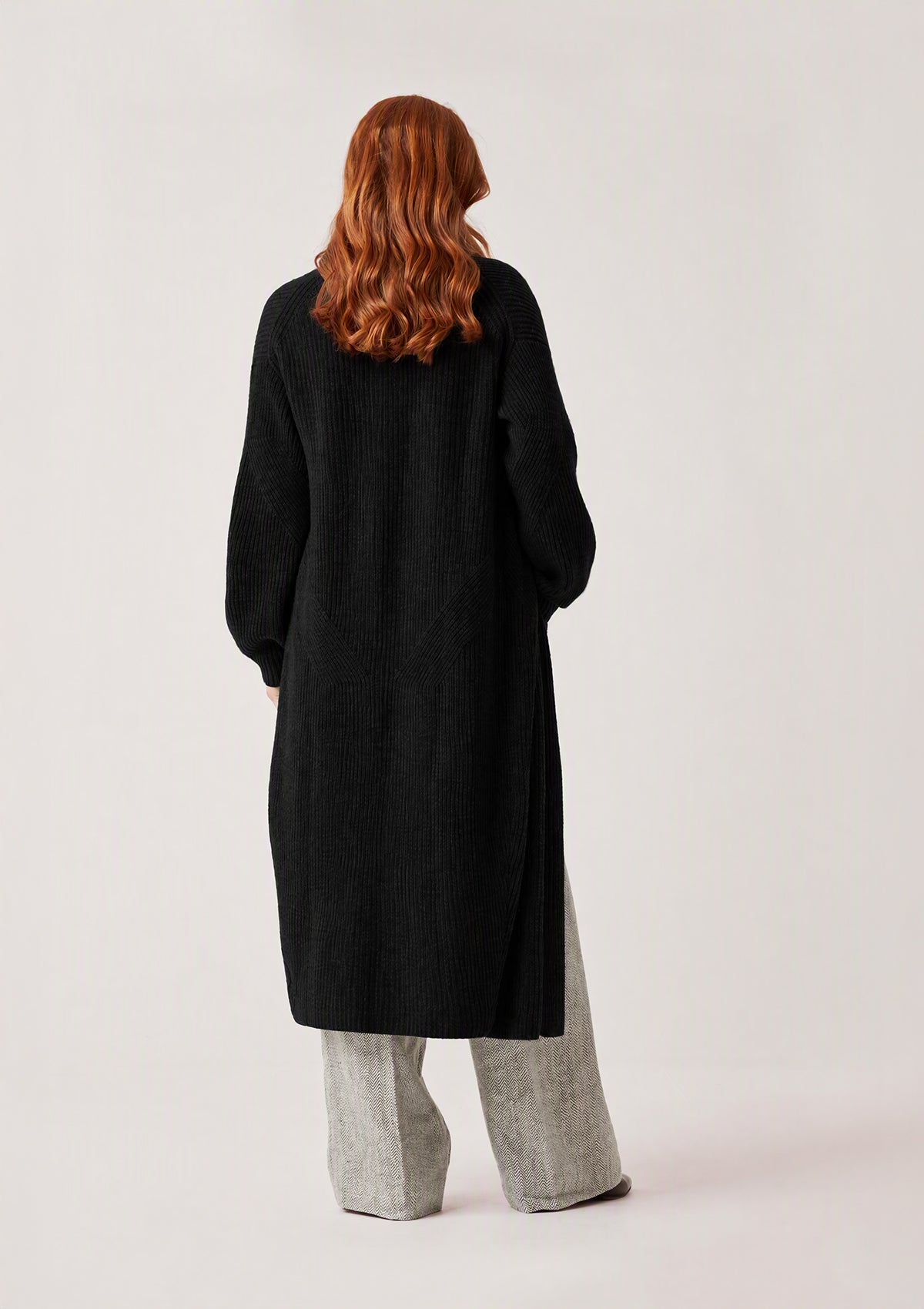 Ribbed Cashmere Coatigan in Black