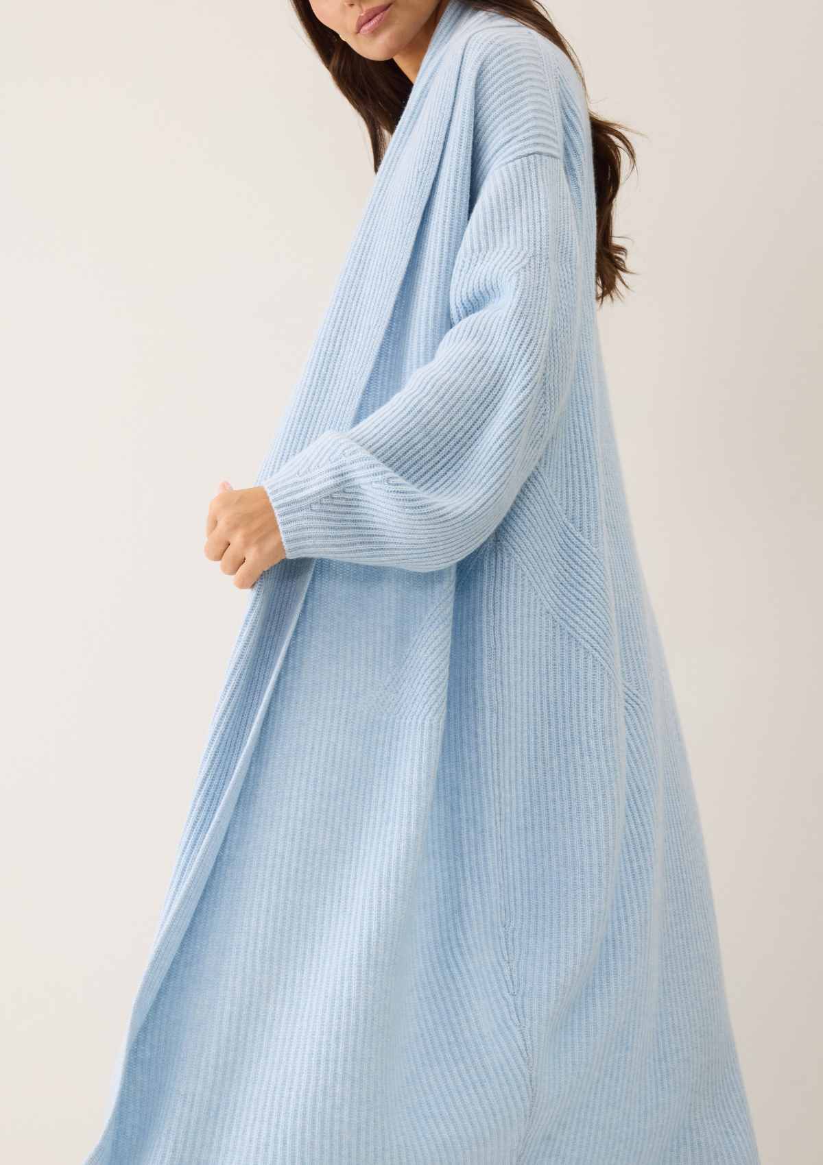 Ribbed Cashmere Coatigan in Skyway Blue