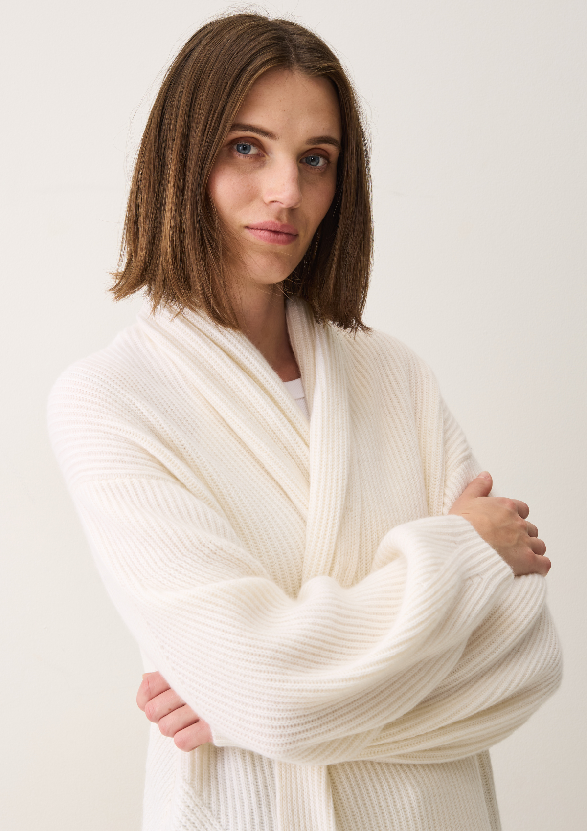 Ribbed Cashmere Coatigan in Snow White