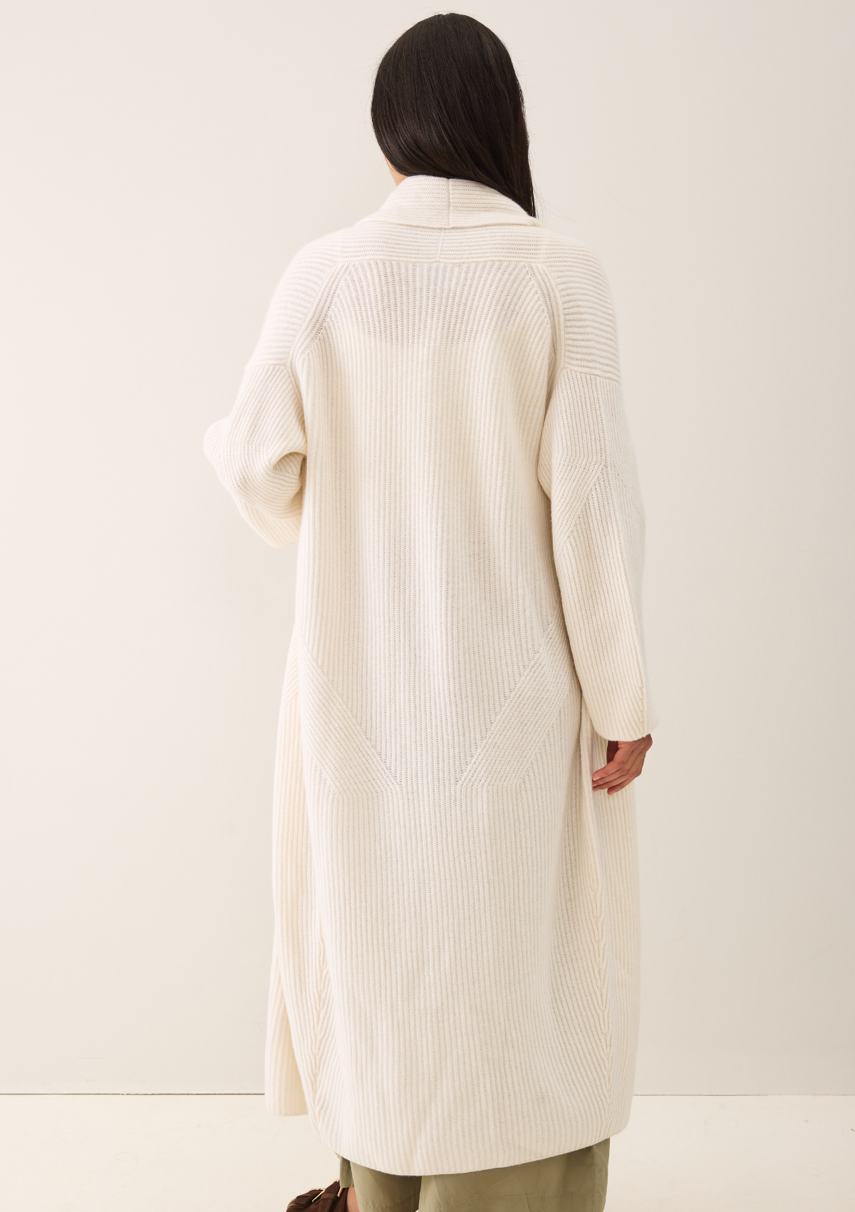 Ribbed Cashmere Coatigan in Snow White
