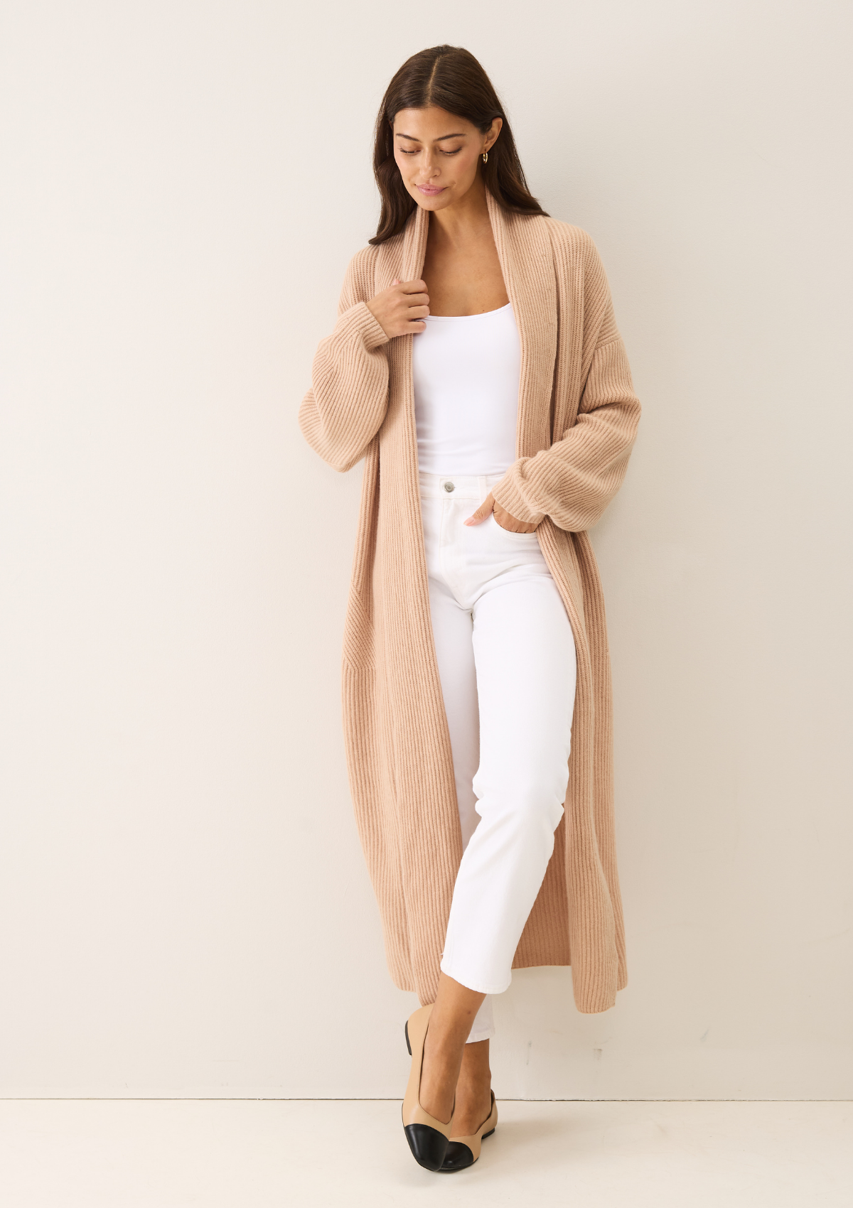 Ribbed Cashmere Coatigan in Toffee