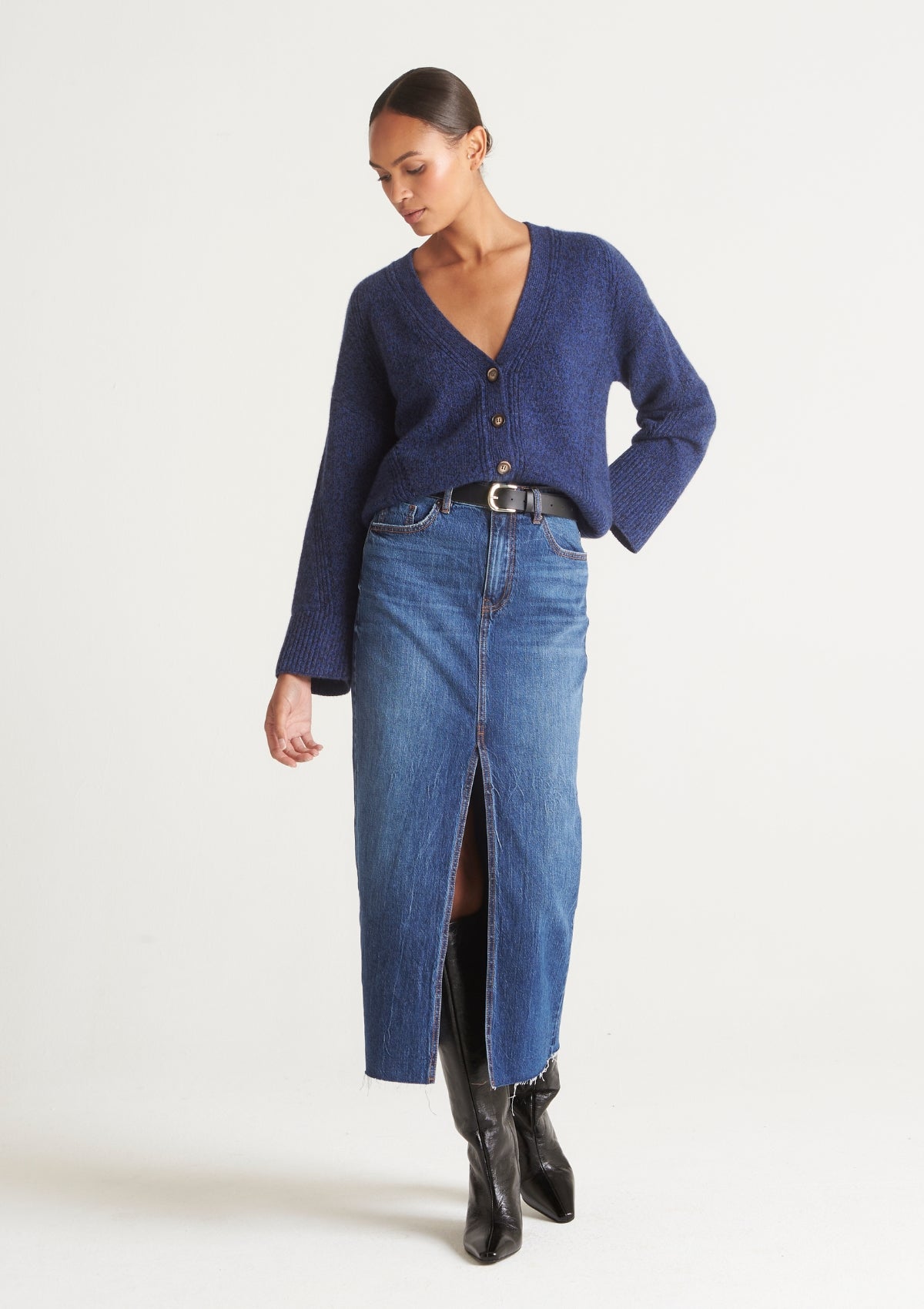 Lofty Cashmere Cardigan in Deep Blue