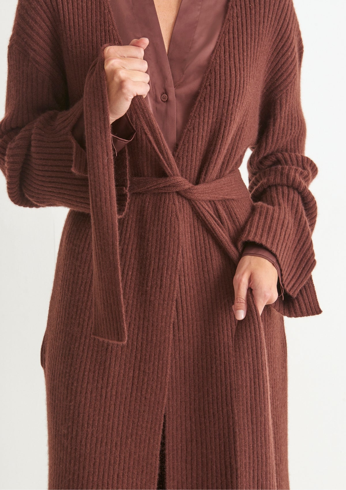 Longline Cashmere Belted Cardigan in Java Brown