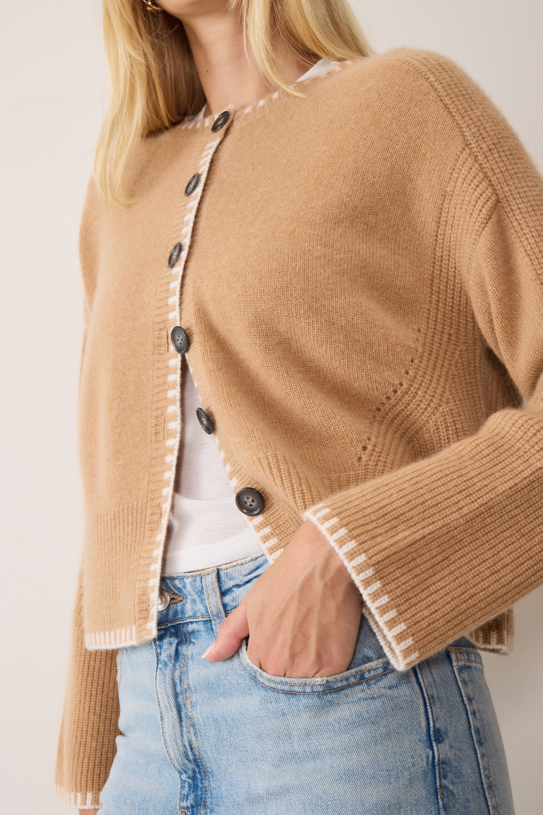 Cashmere Blanket Stitch Cardigan in Praline