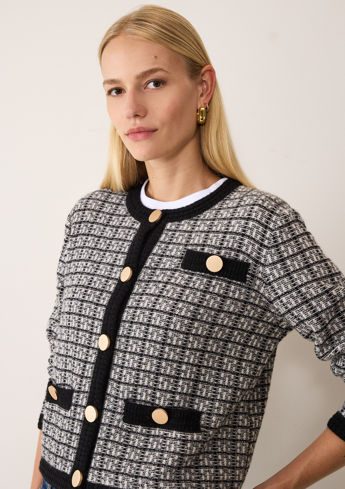 Textured Cashmere Crew Jacket in Black Check