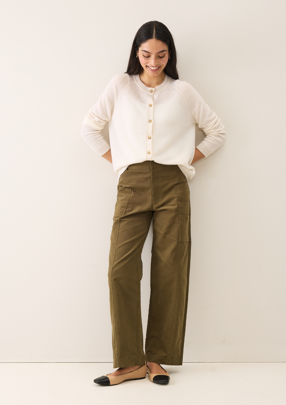 Featherweight Cardigan in Snow White