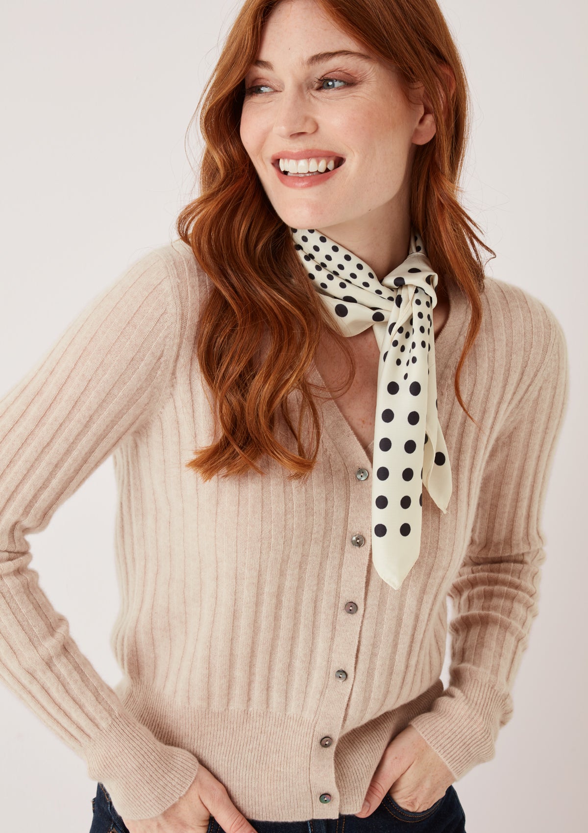 Cashmere Wide Rib Cardigan in Wheat