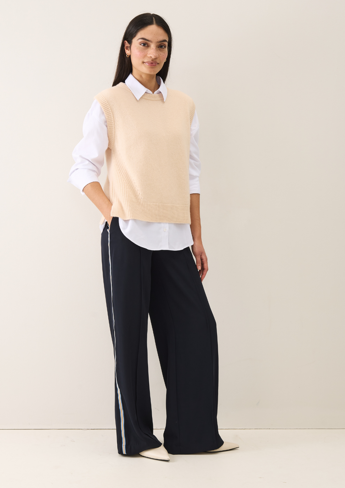Ribbed Detail Lofty Cashmere Tank in Crème