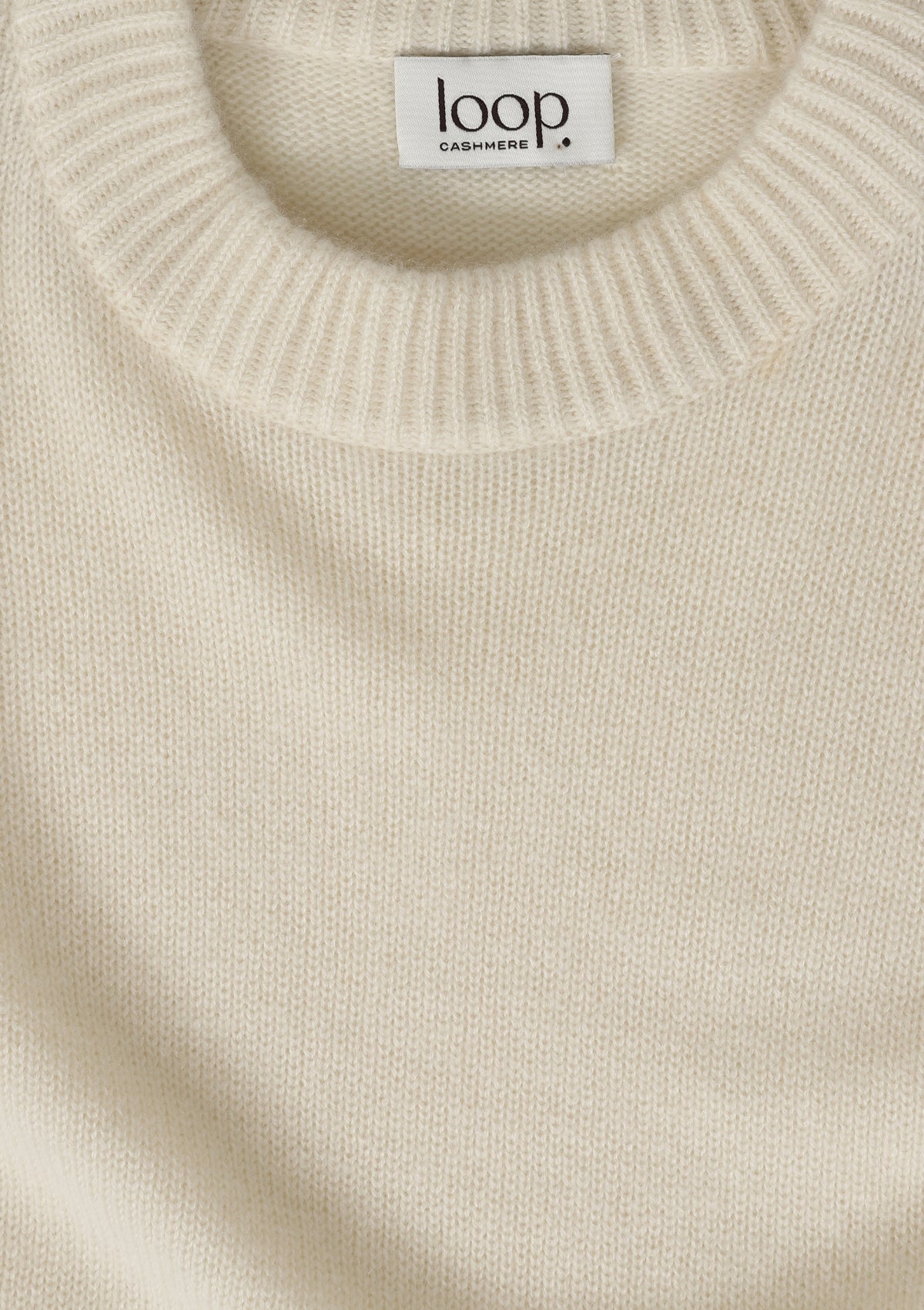 Cropped Cashmere Sweatshirt in Natural White