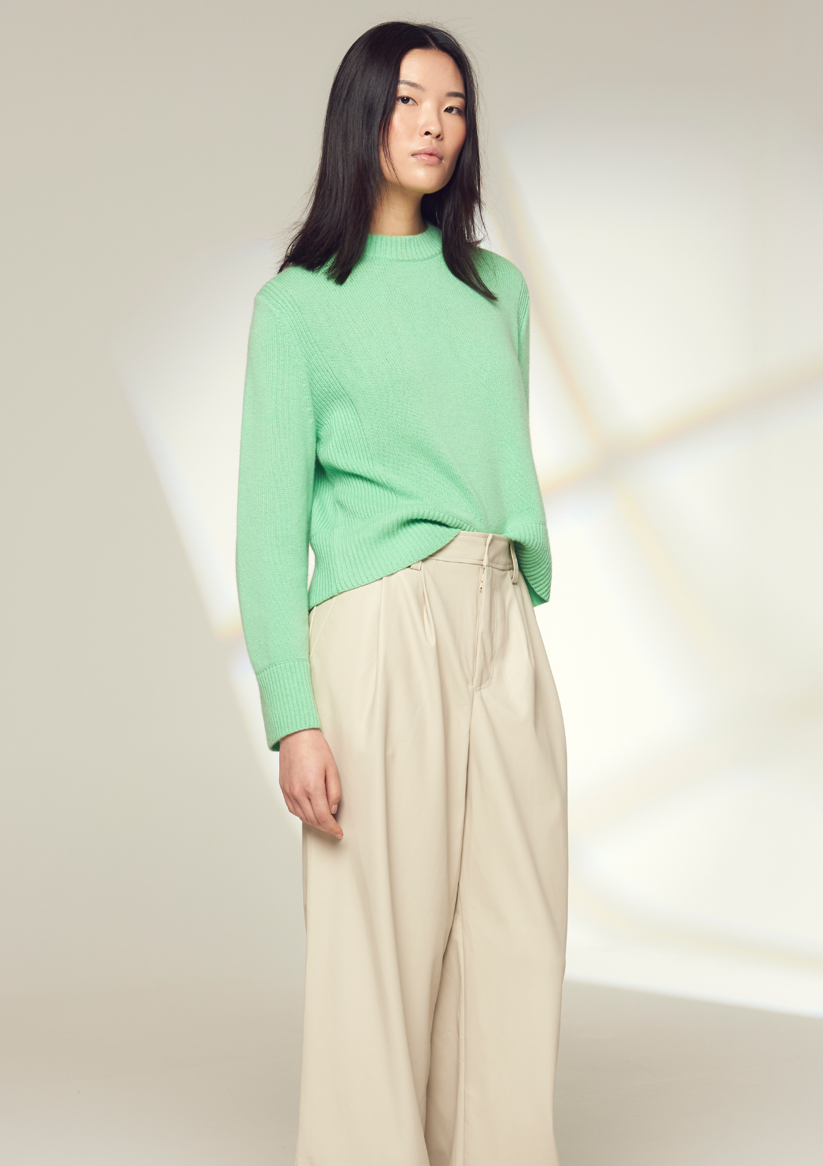 Cashmere Sweatshirt in Apple Green