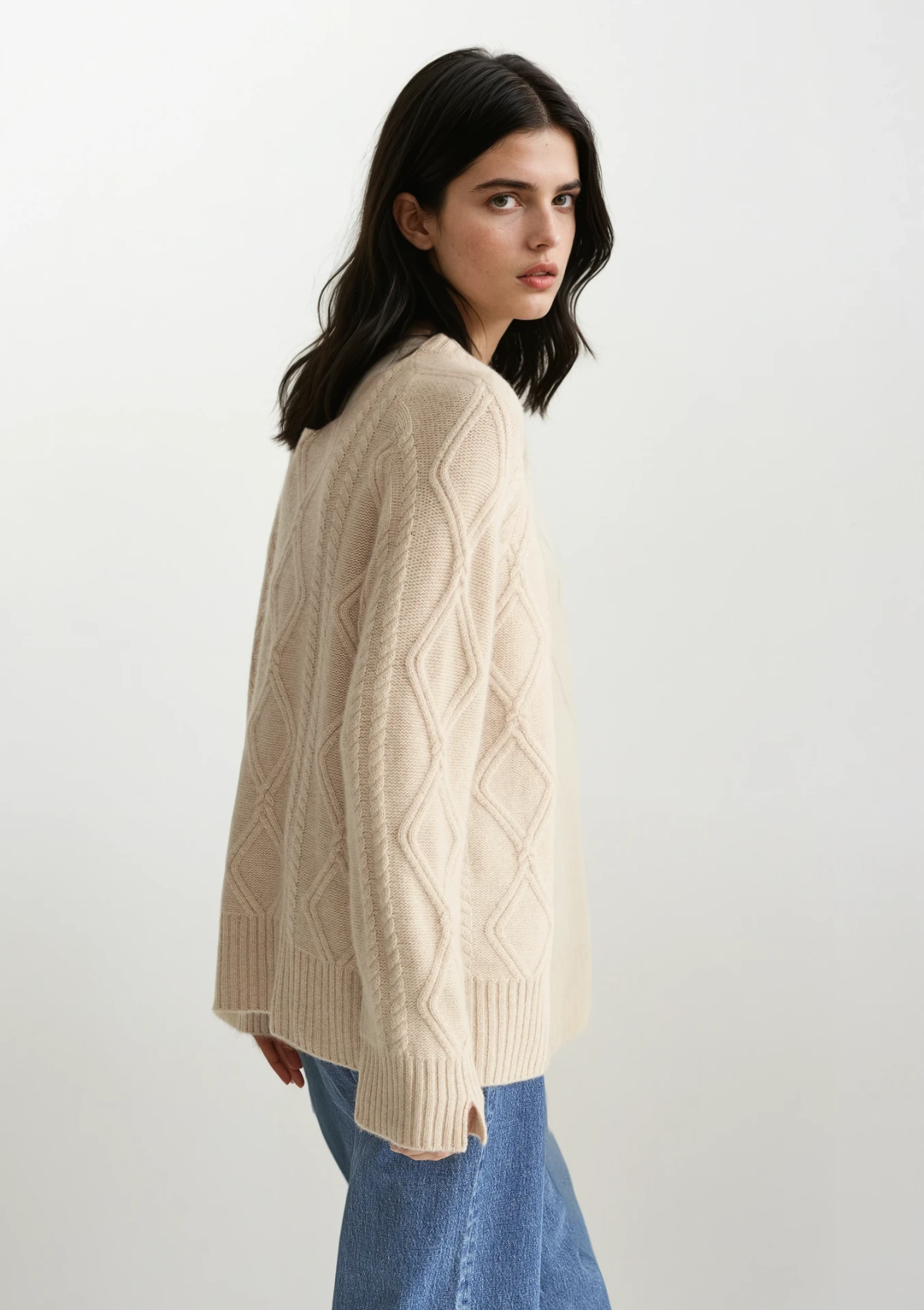 Cashmere Cable Crew Neck Sweater in Natural Beige