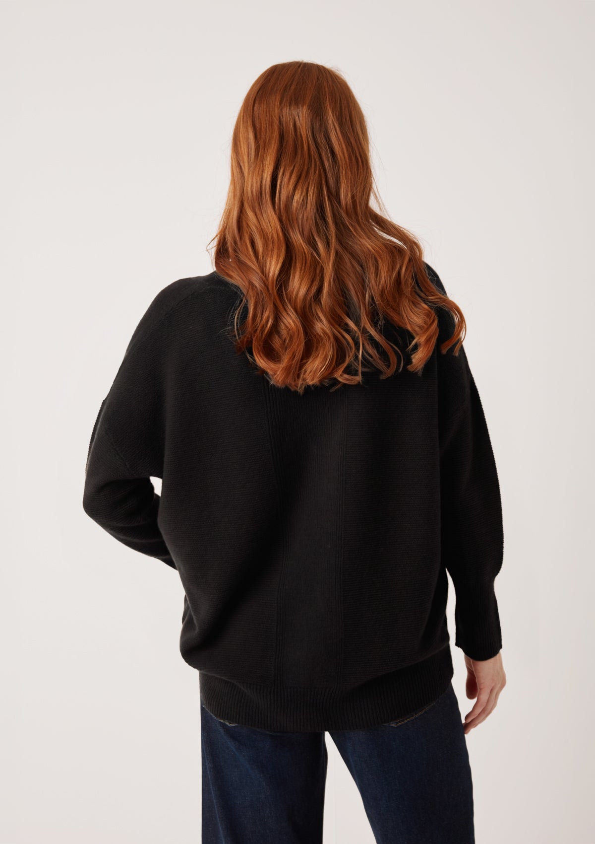 Relaxed Lofty V-Neck Sweater in Jet Black