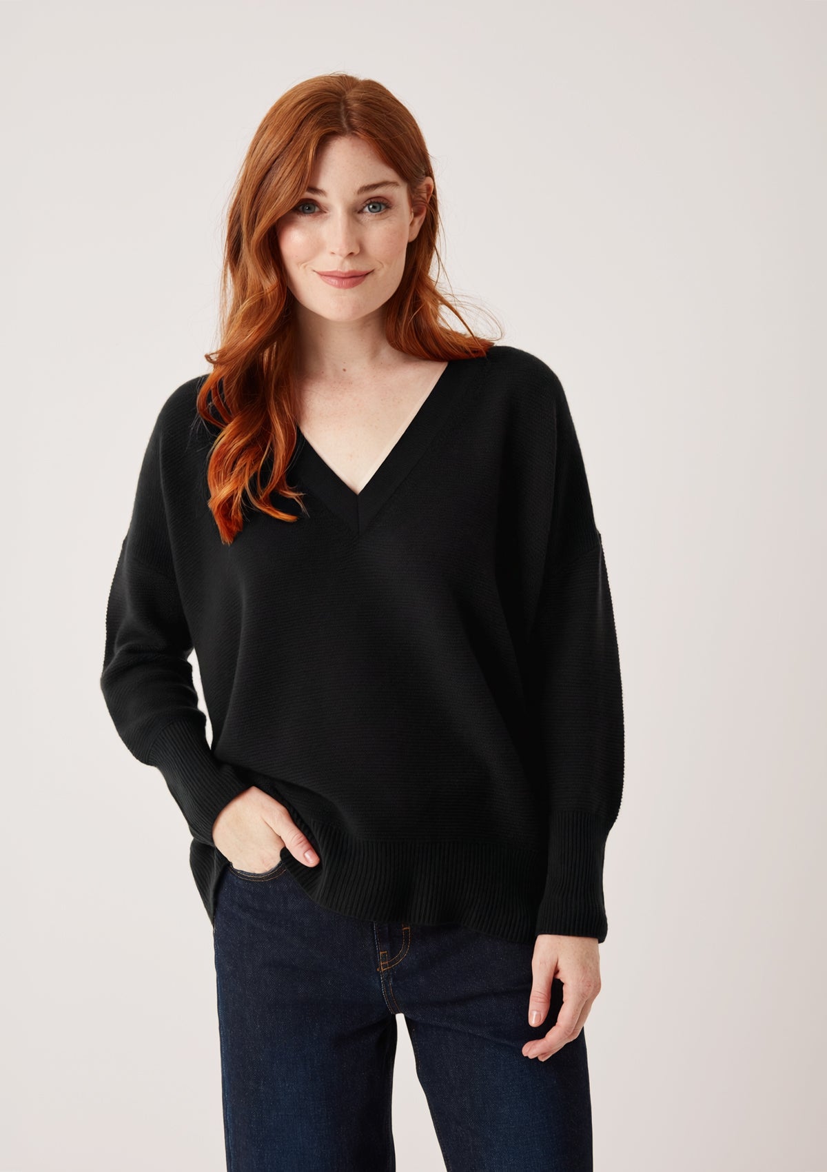 Relaxed Lofty V-Neck Sweater in Jet Black