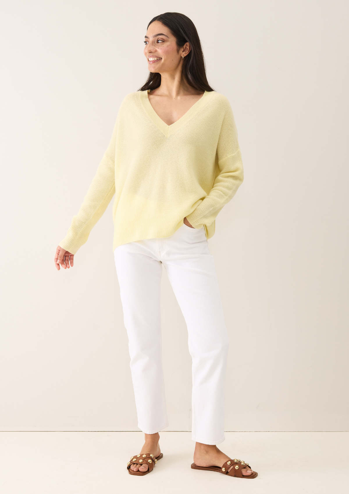 Relaxed Lofty V-Neck Sweater in Lemonade Yellow