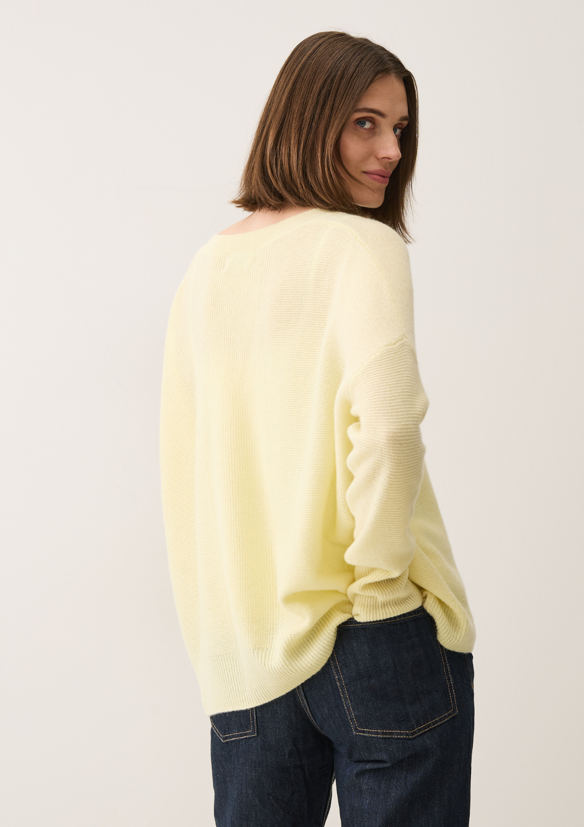 Relaxed Lofty V Neck Sweater in Lemonade