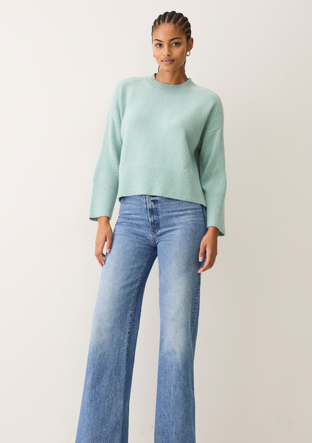 Ribbed Detail Lofty Crew Sweatshirt in Sea Foam Green