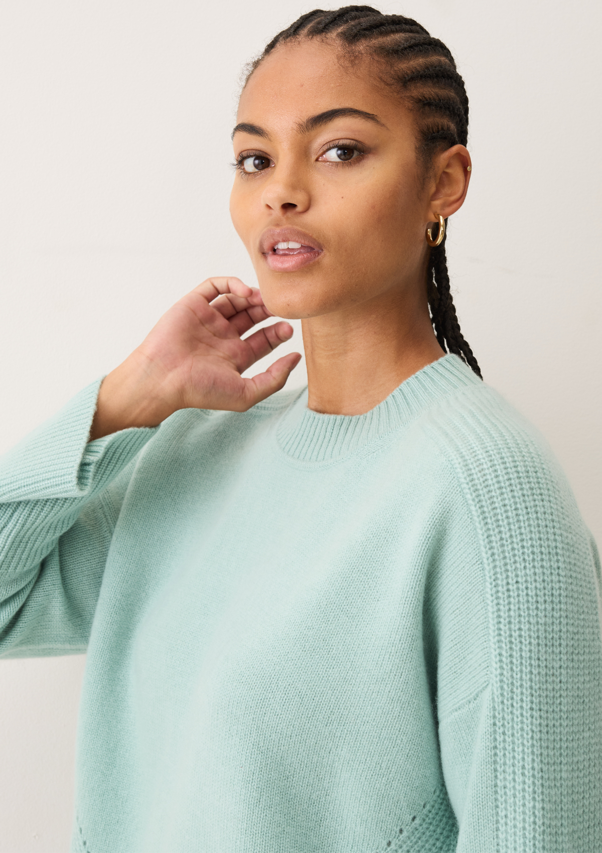 Ribbed Detail Lofty Crew Sweatshirt in Sea Foam Green