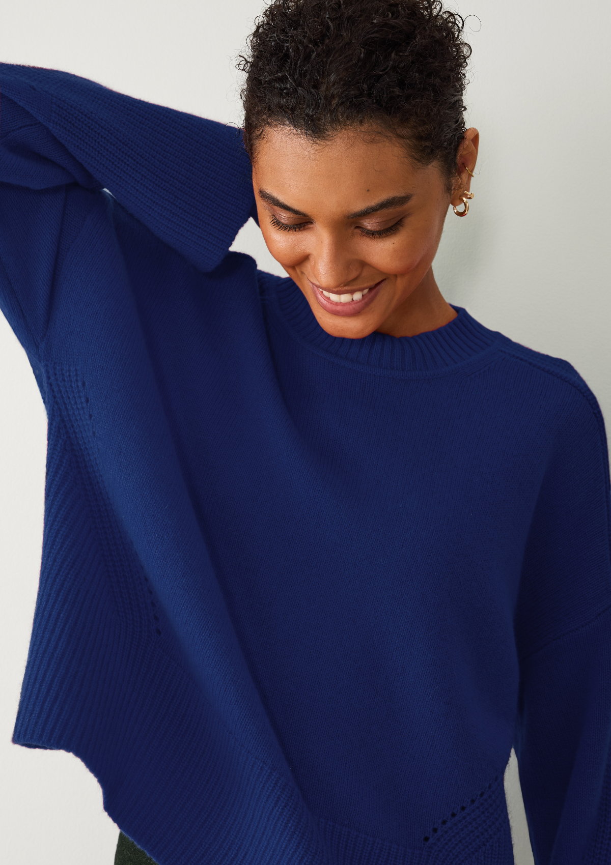Ribbed Detail Lofty Crew Sweatshirt in Sodalite Blue