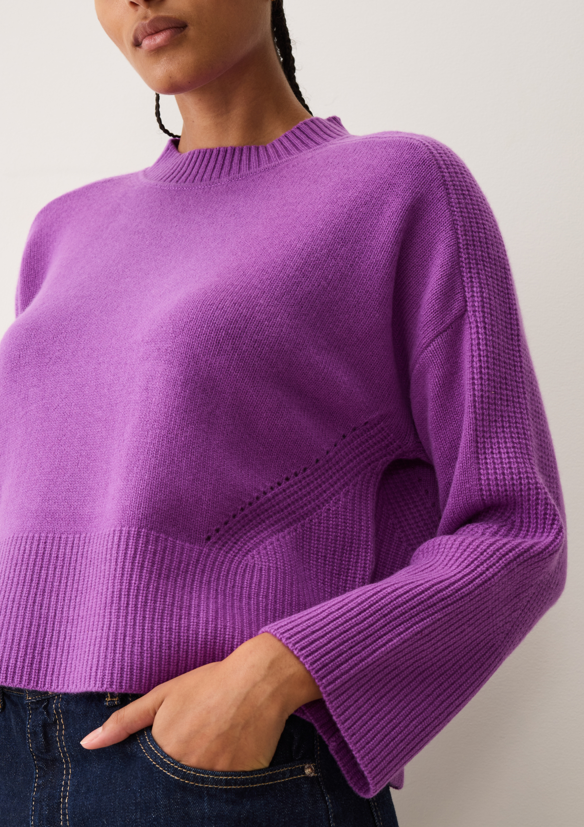 Ribbed Detail Lofty Crew Sweatshirt in Vibration Purple