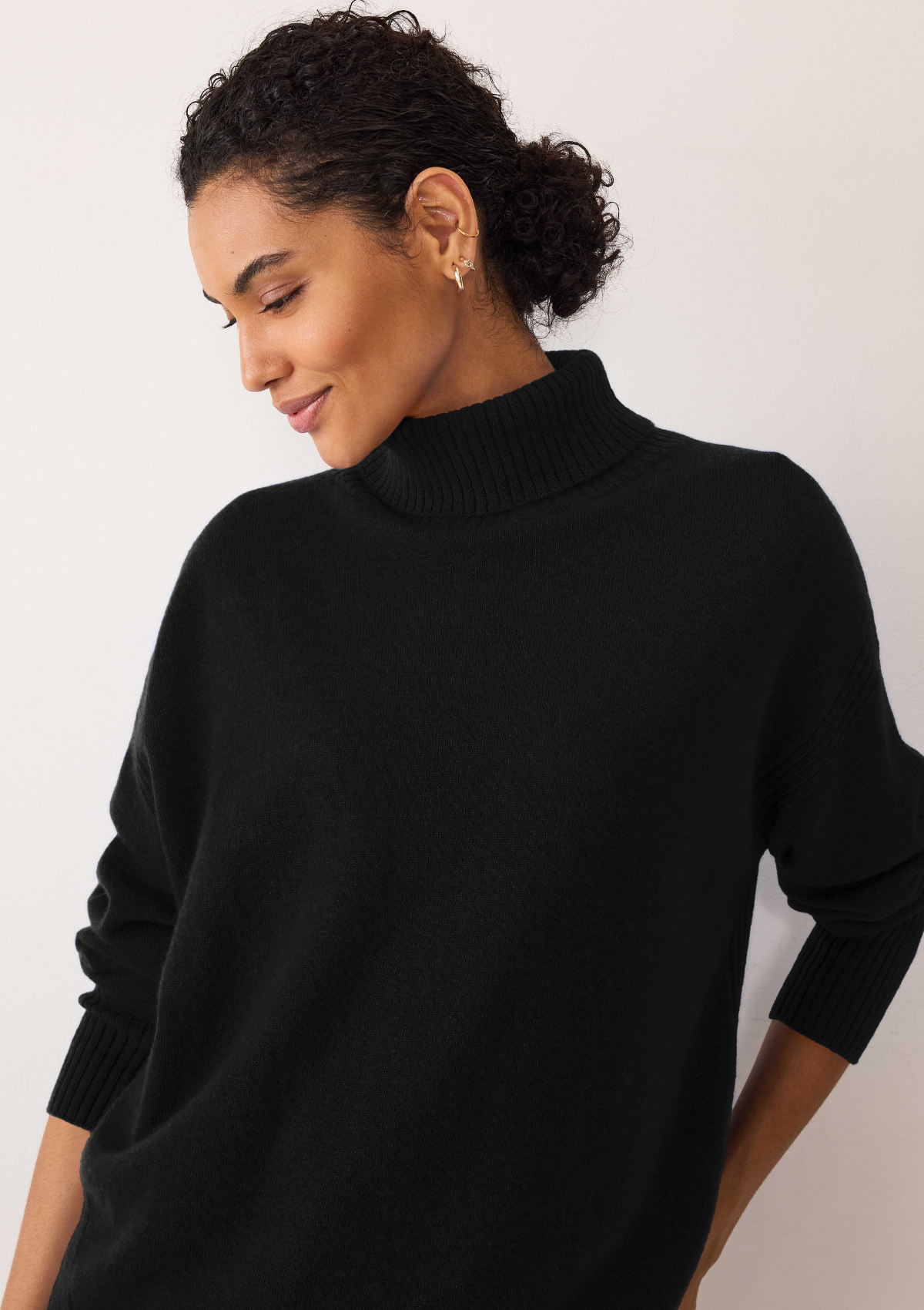 Chevron Detail Relaxed Polo Sweater in Jet Black
