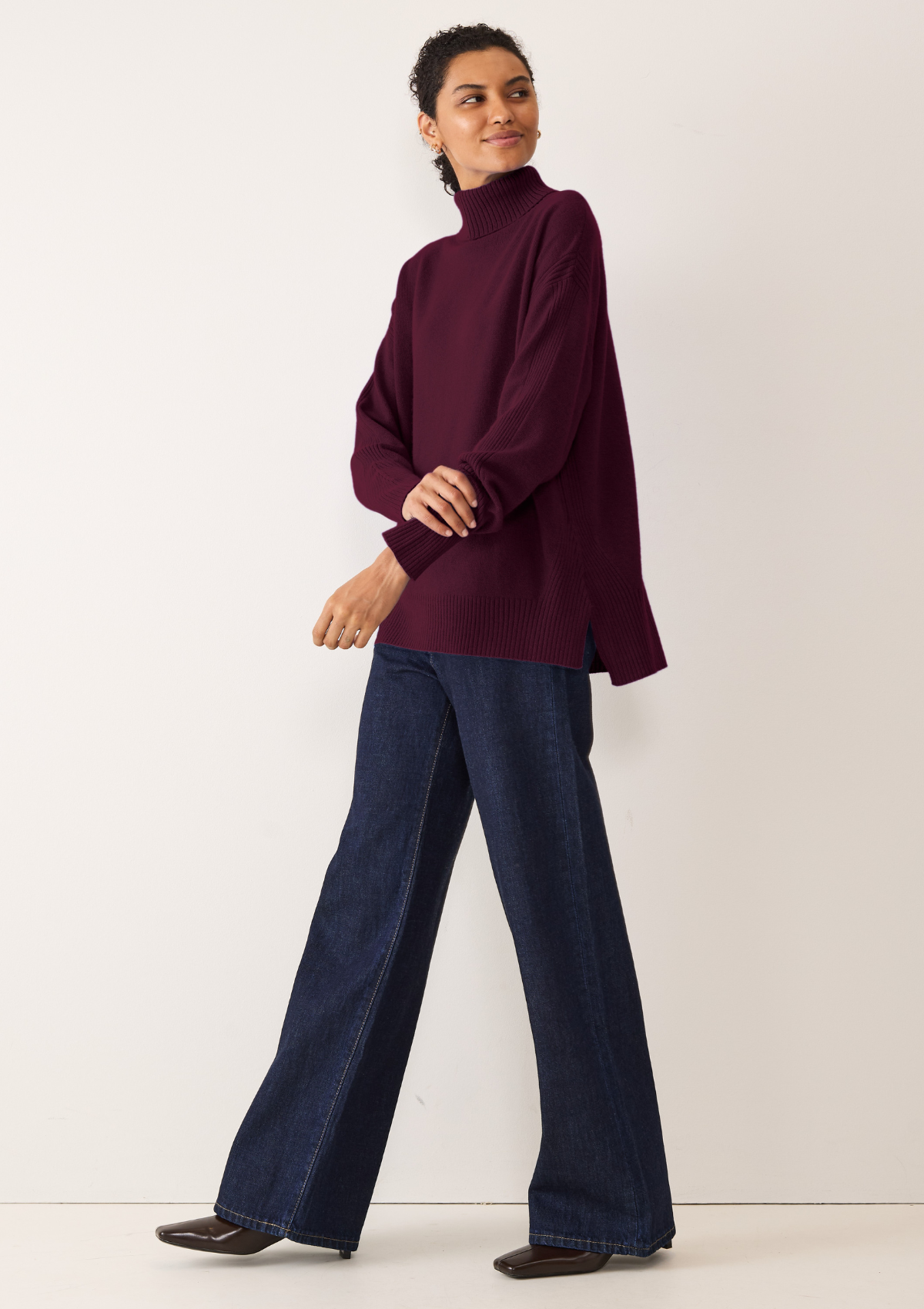 Chevron Detail Relaxed Polo Sweater in Barolo Red