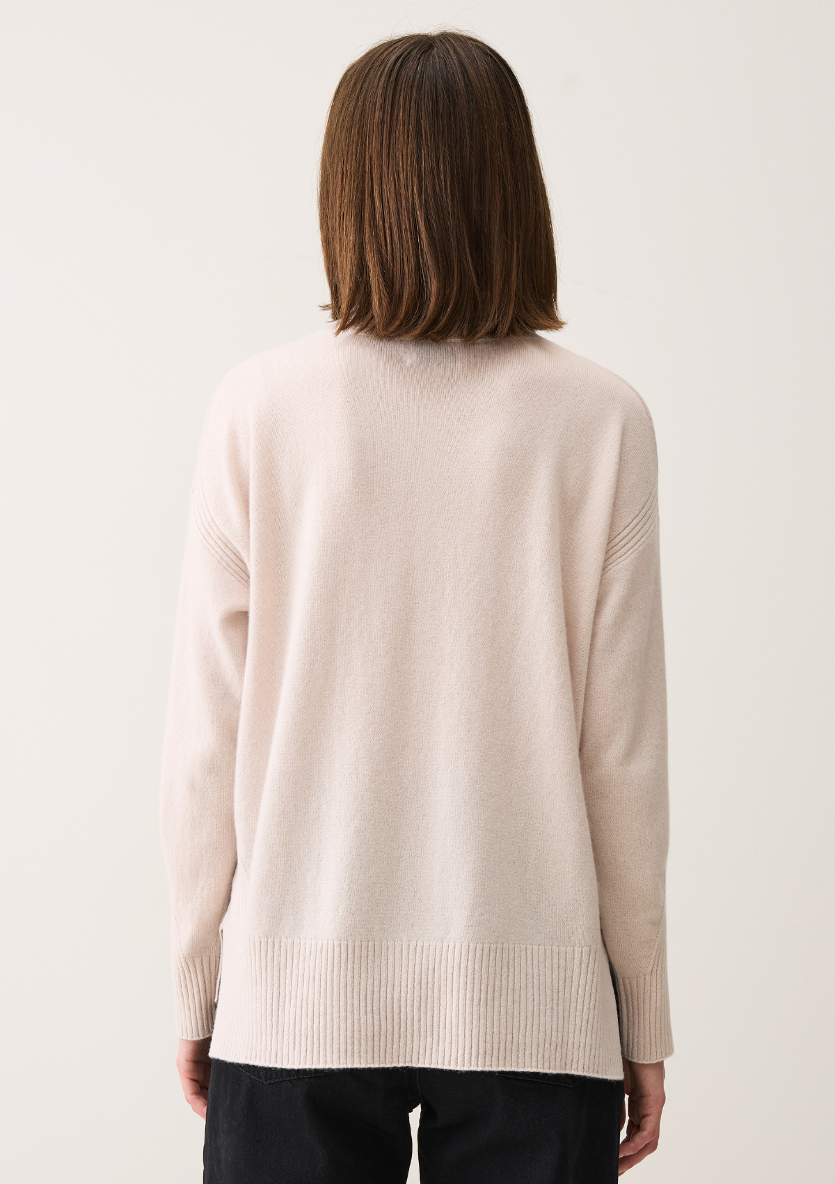 Chevron Detail Relaxed Polo Sweater in Ballet Pink