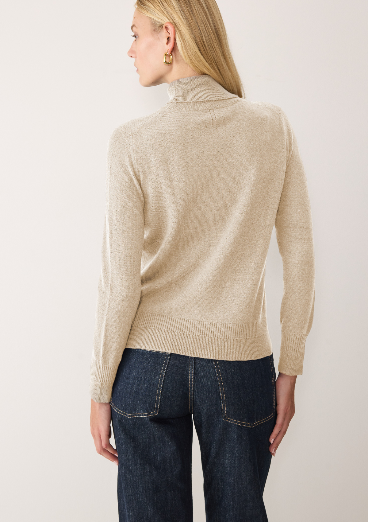 Cashmere Polo Neck Sweater in Crème