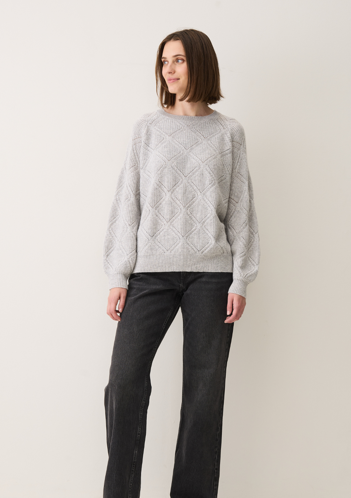 Diamond Stitch Sweater in Foggy Grey