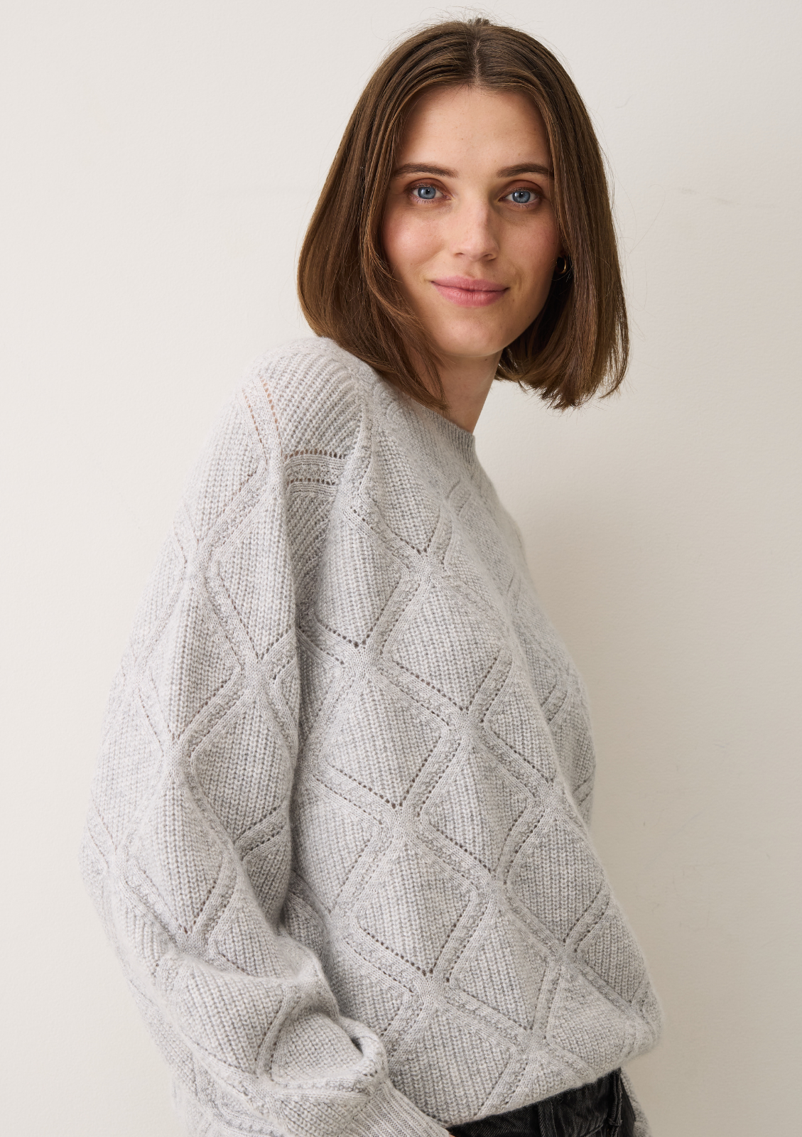 Diamond Stitch Sweater in Foggy Grey
