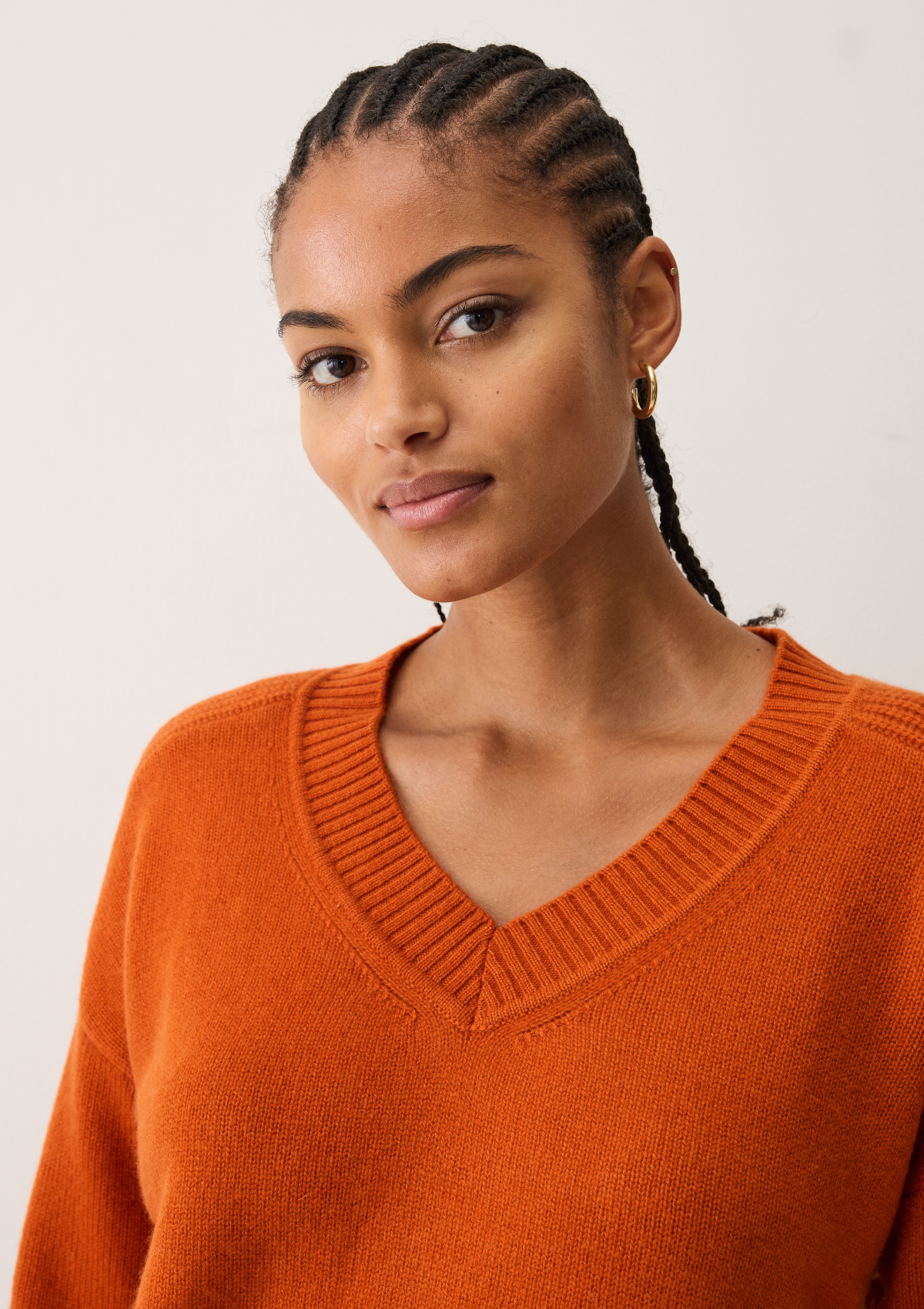 V-Neck Lofty Sweatshirt in Marmalade Orange