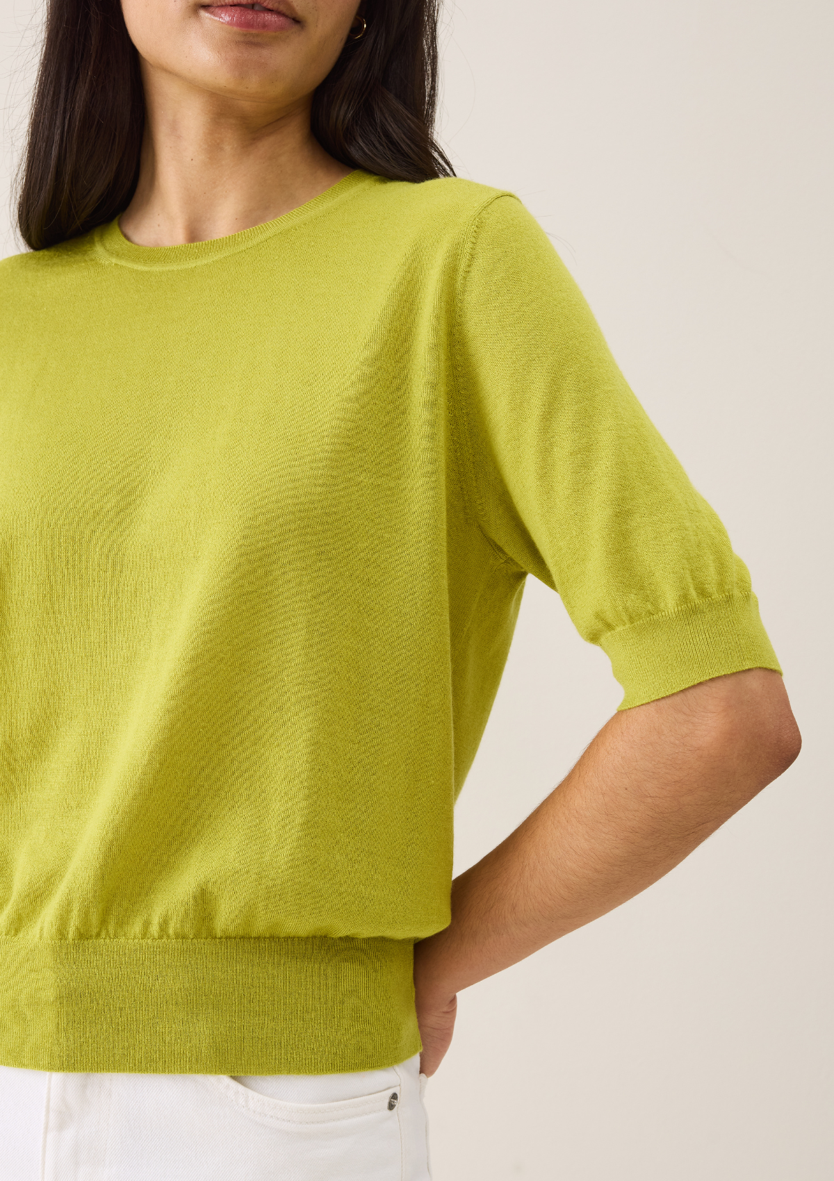 Crew Neck Short Sleeve Sweater in Tendril Green