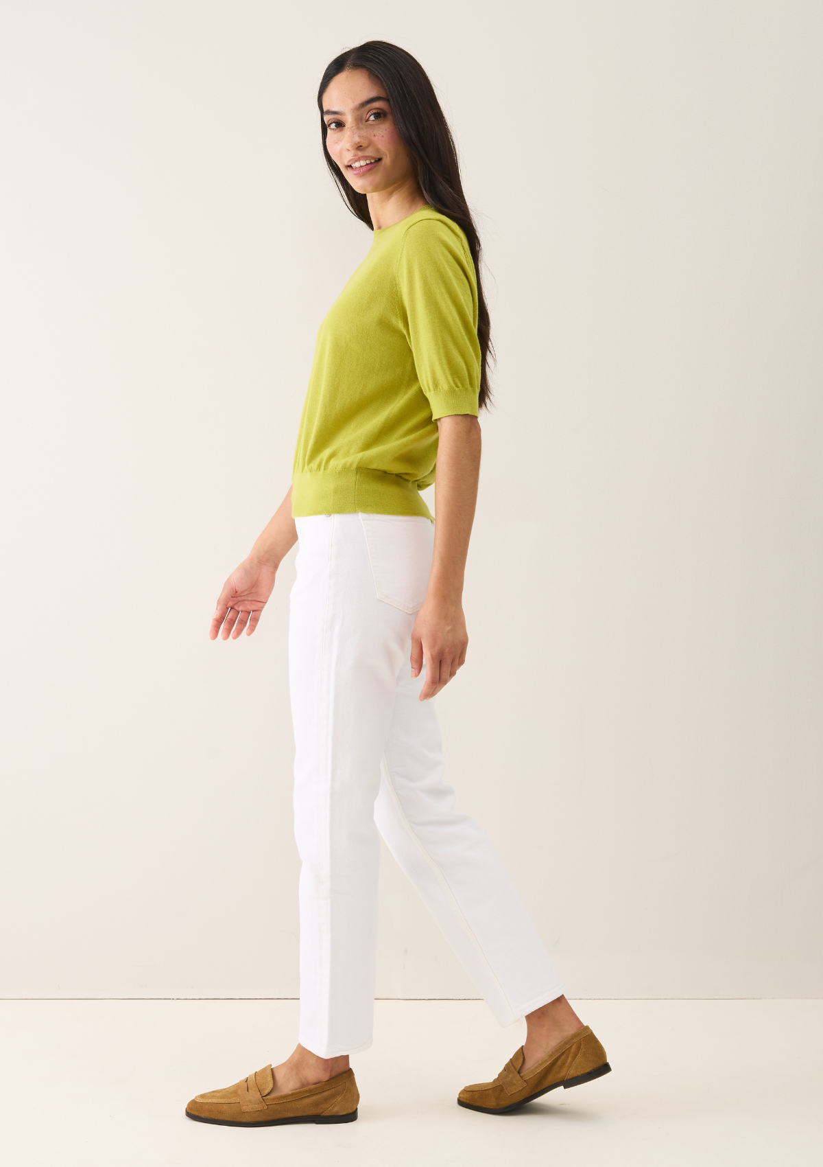 Crew Neck Short Sleeve Sweater in Tendril Green