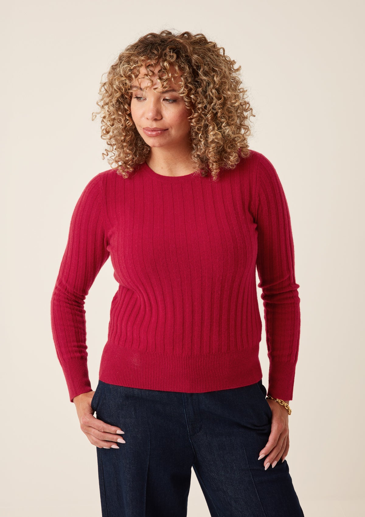 Cashmere Wide Rib Sweater in Garnet Red