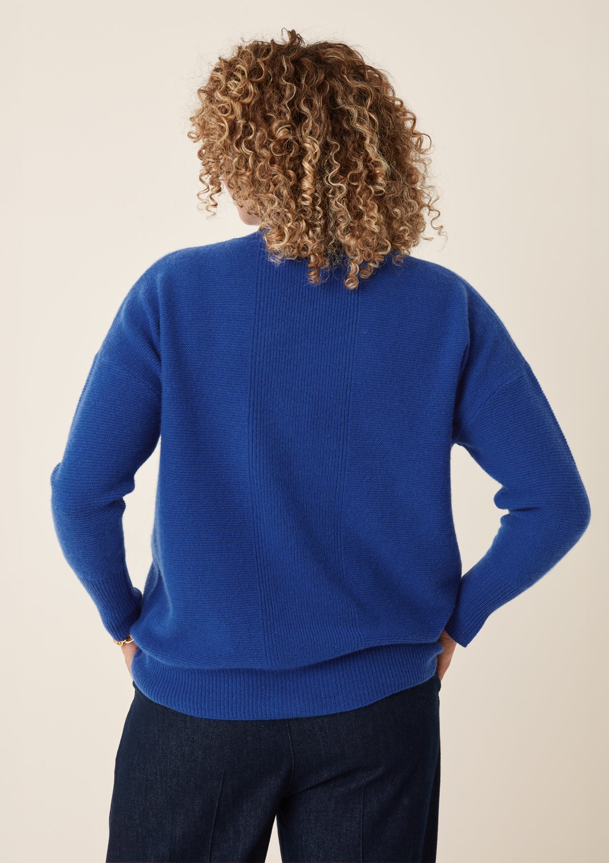 Cashmere Links Links Turtle Neck Sweater in Lapis Blue