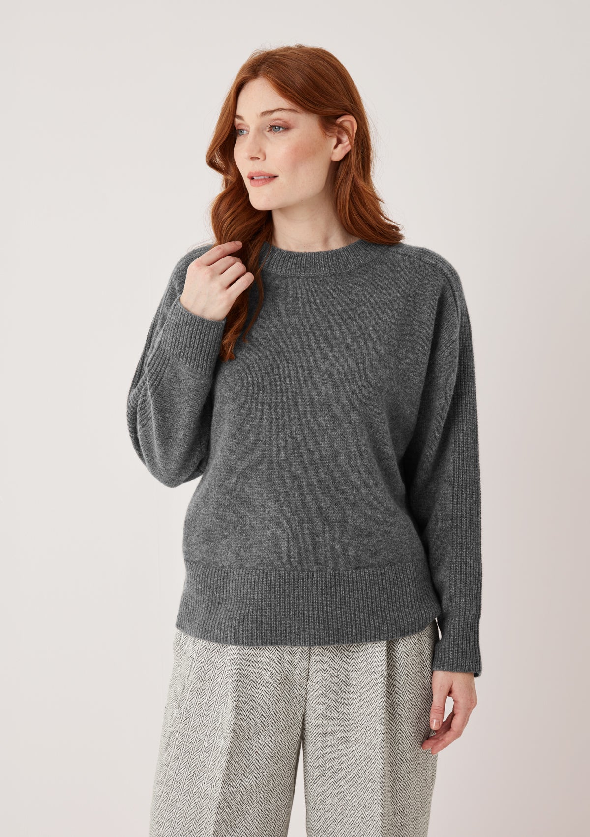 Cashmere Longline Crew Neck Sweater in Pewter Grey