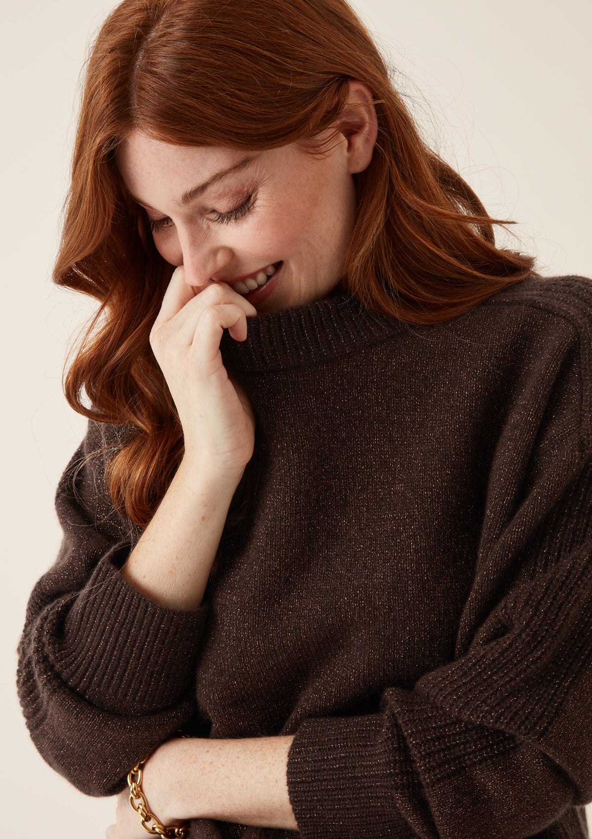 Cashmere Longline Crew Neck Sweater in Americano/Bronze Lurex