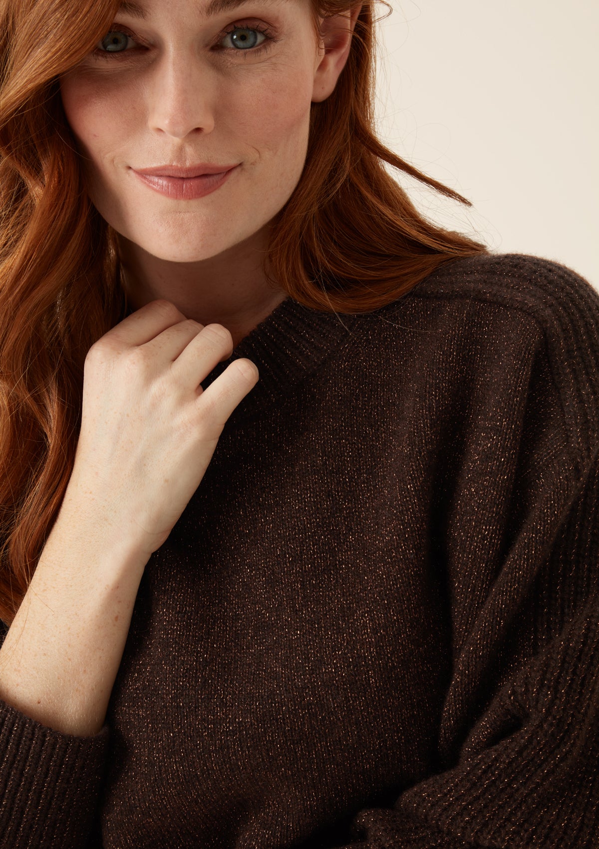 Cashmere Longline Crew Neck Sweater in Americano/Bronze Lurex