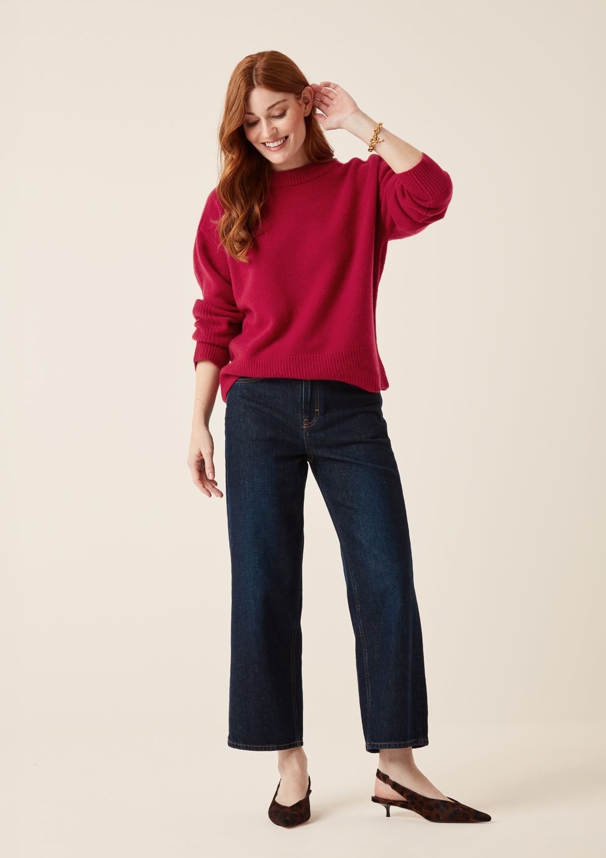 Cashmere Longline Crew Neck Sweater in Garnet Red
