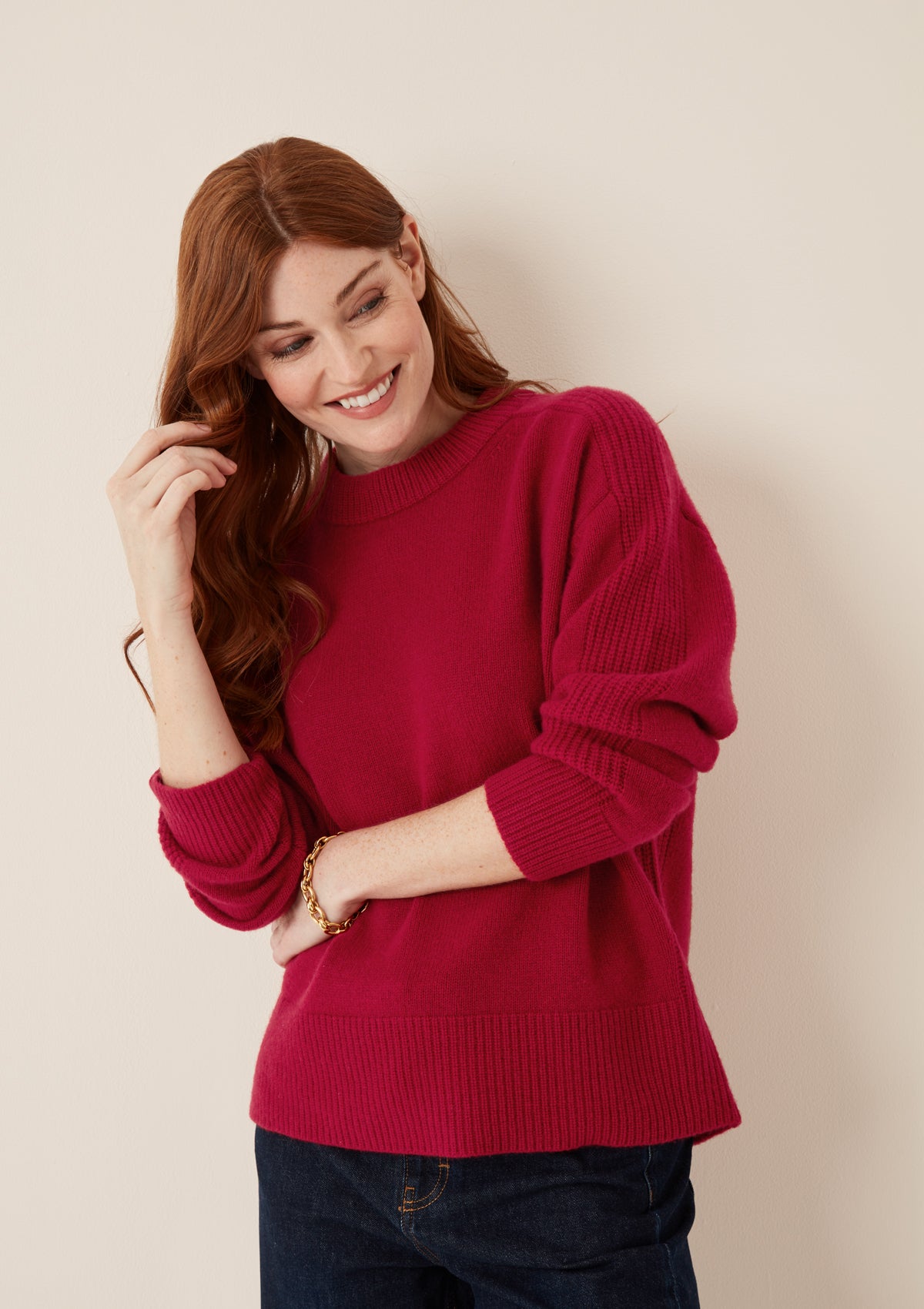 Cashmere Longline Crew Neck Sweater in Garnet Red