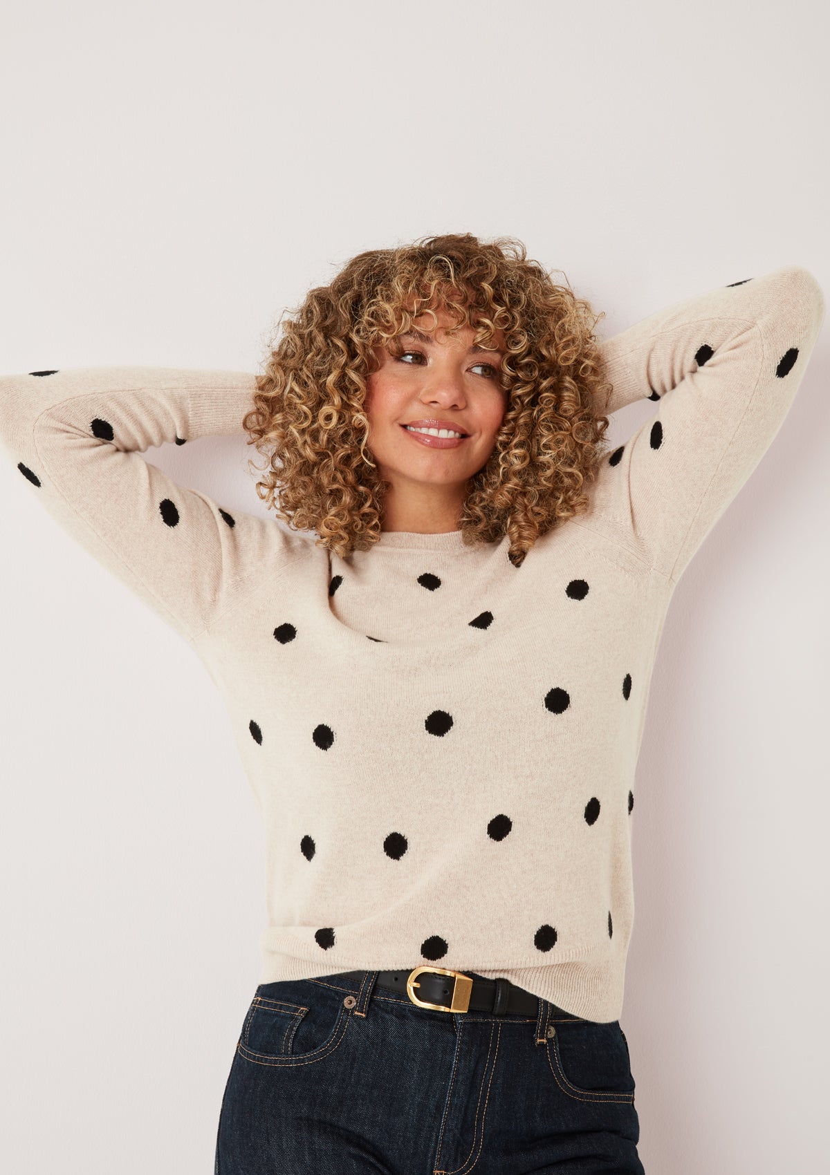 Intarsia Spot Crew Neck Sweater in Wheat