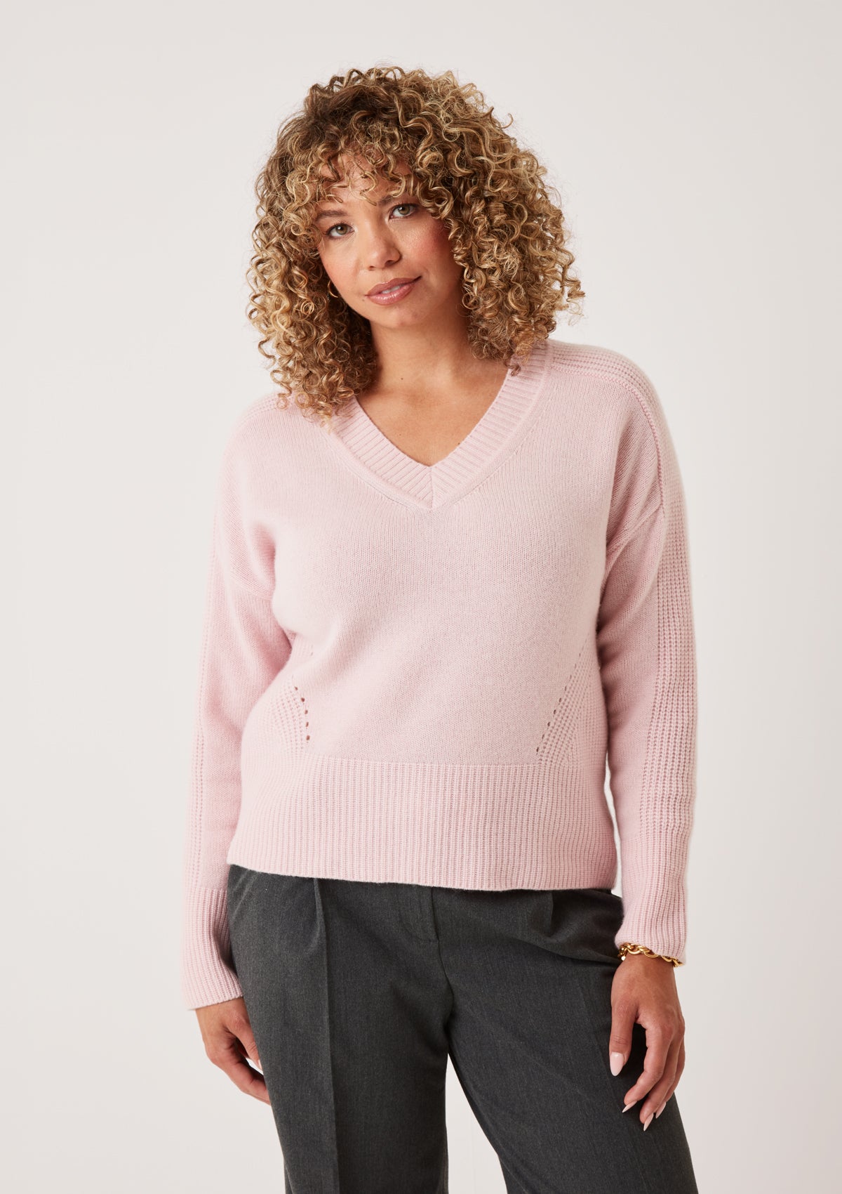 V Neck Lofty Sweatshirt in Pixie Pink