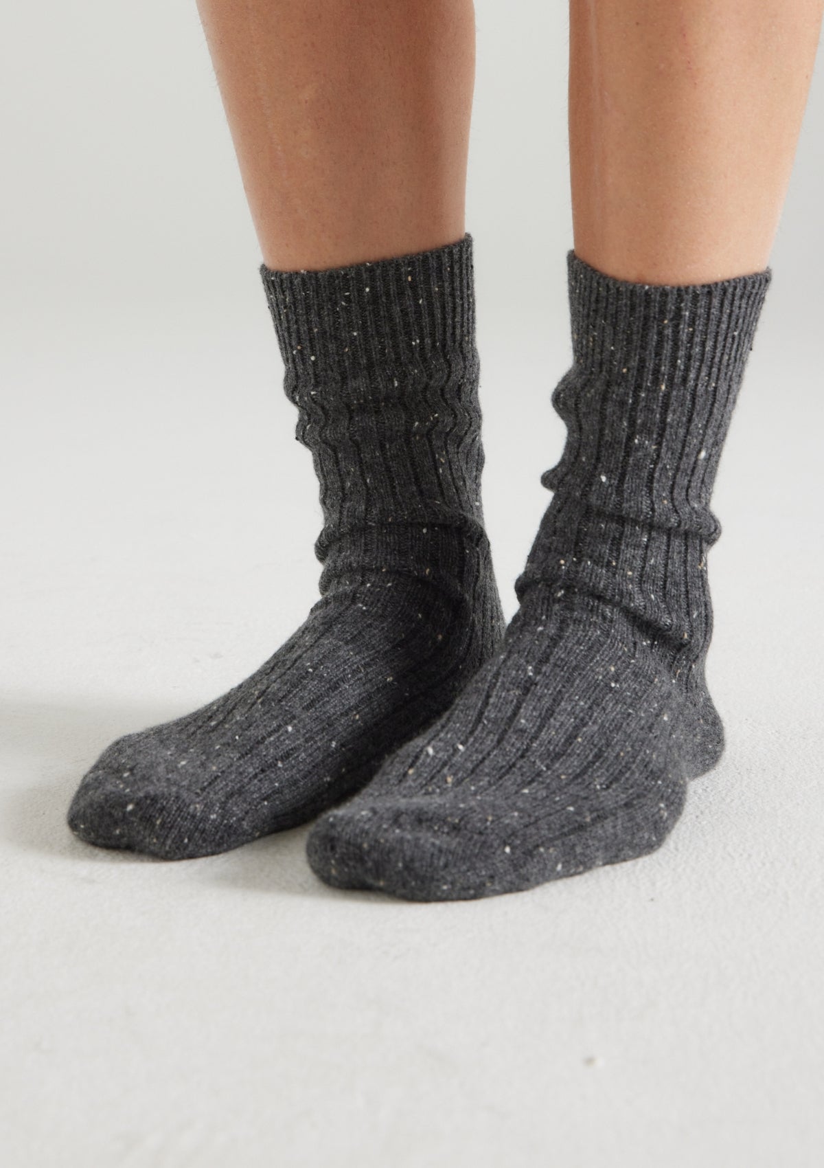 Mens Cashmere Socks in Shale Grey
