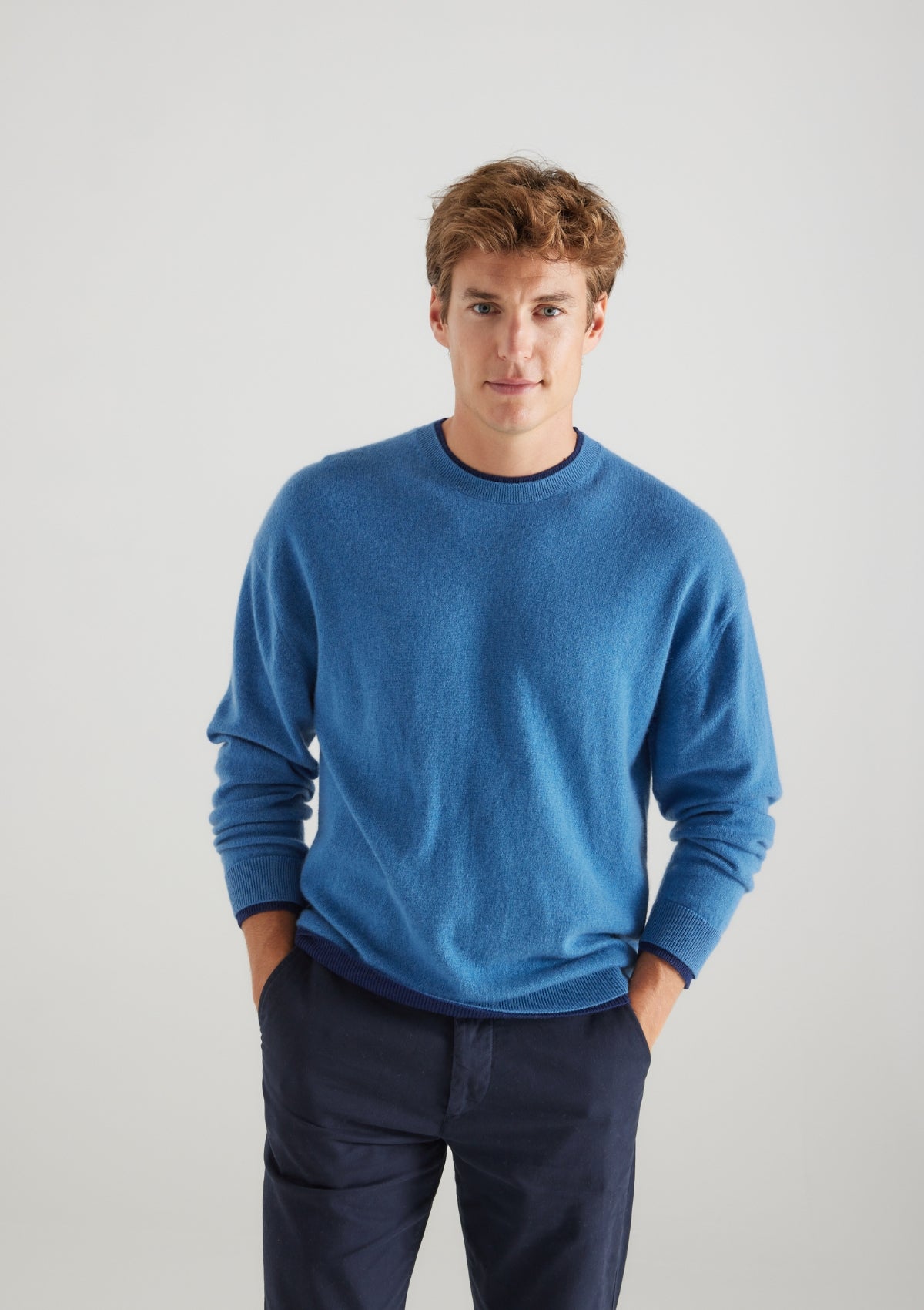 Mens Cashmere Crew Neck Sweater in Marina Blue