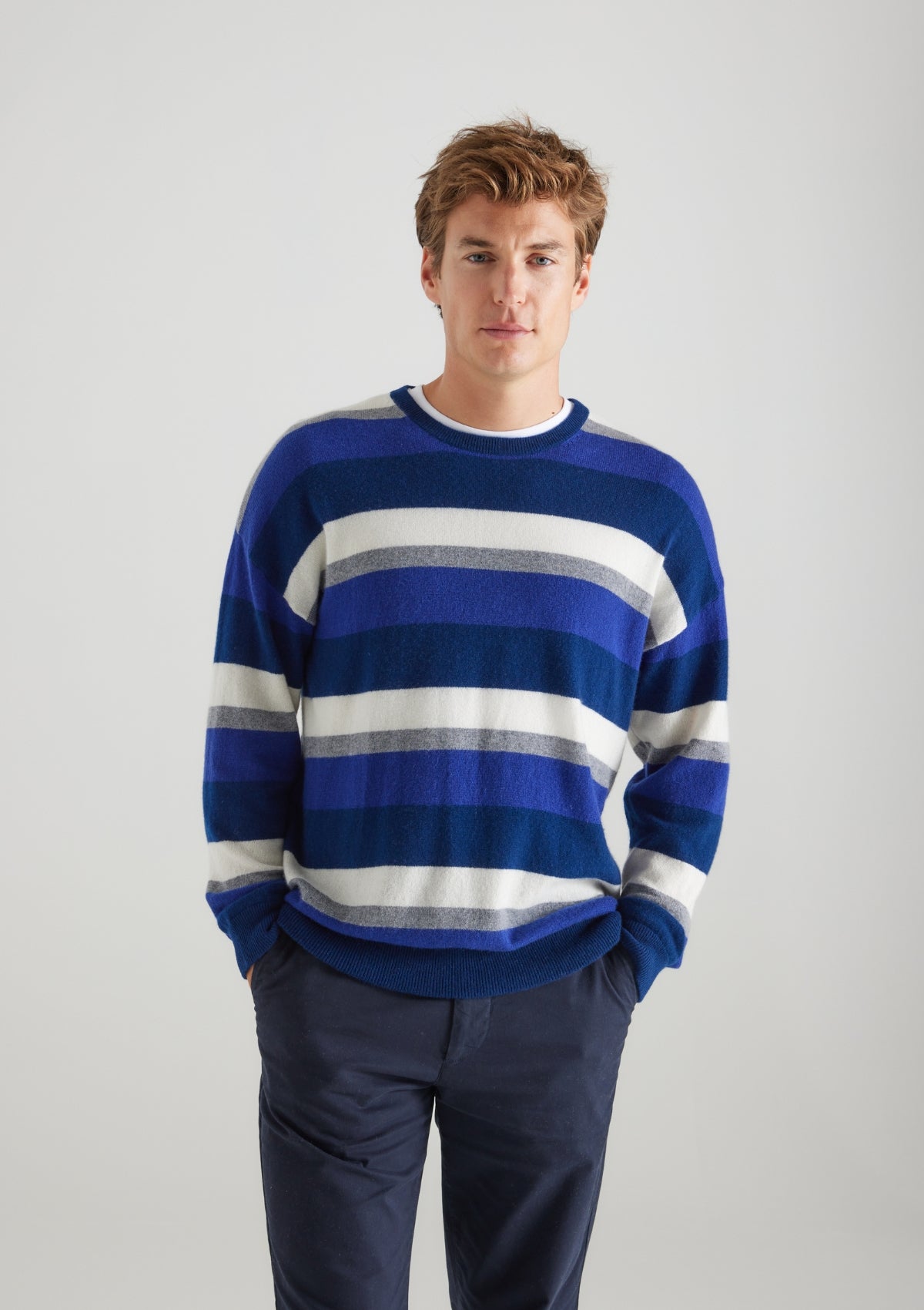 Mens Cashmere Crew Neck Sweater in Midnight Blue Stripe