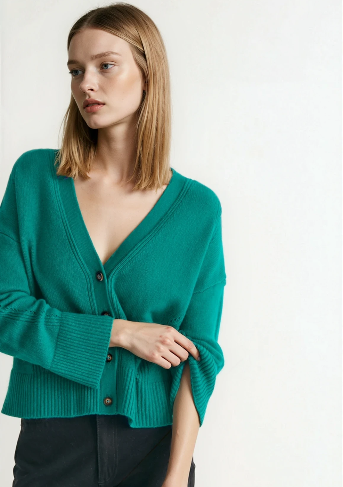Lofty Cashmere Cardigan in Emerald Green