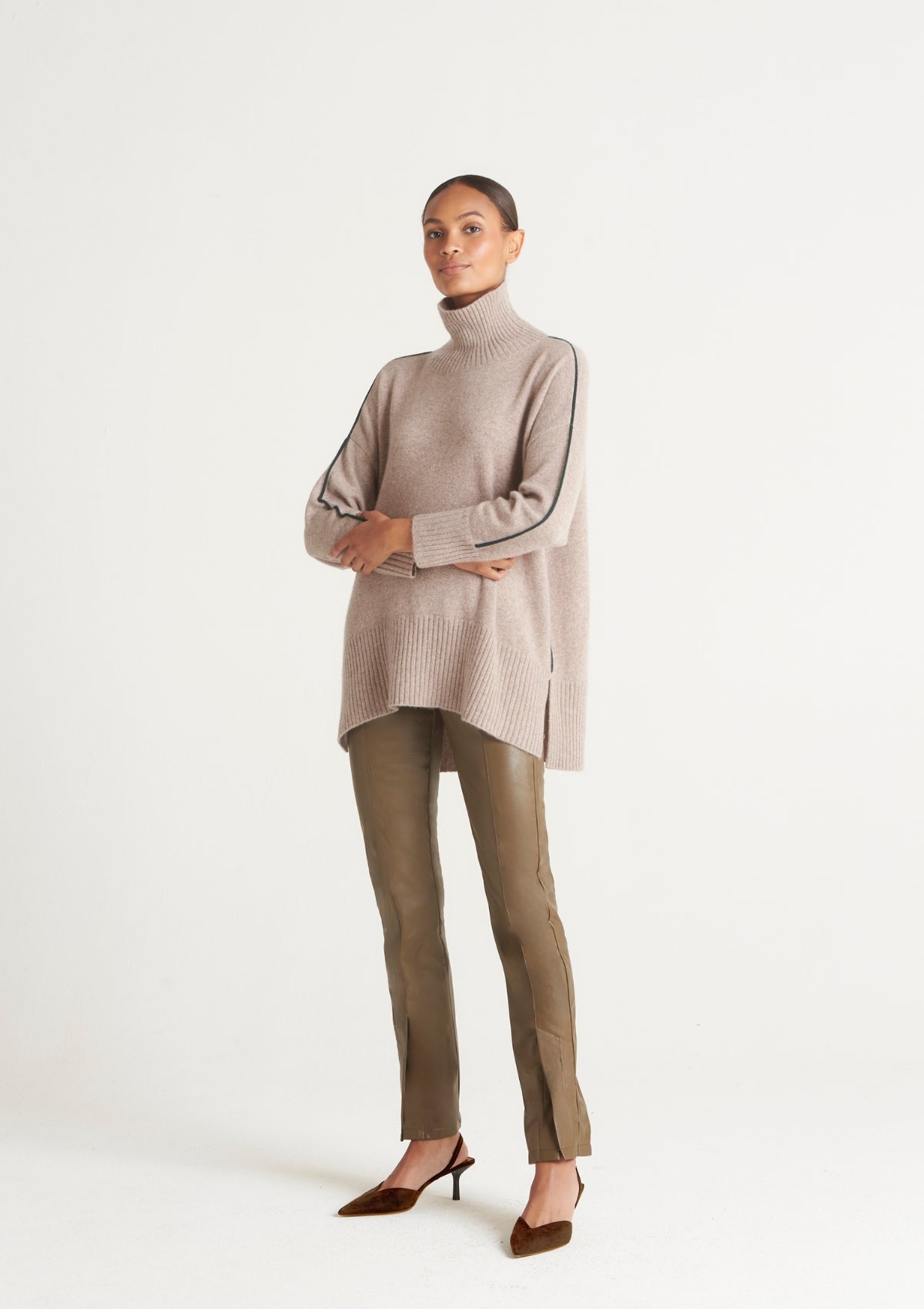 Contrast Trim Polo Neck Sweater in Toast Brown/Bottle Green